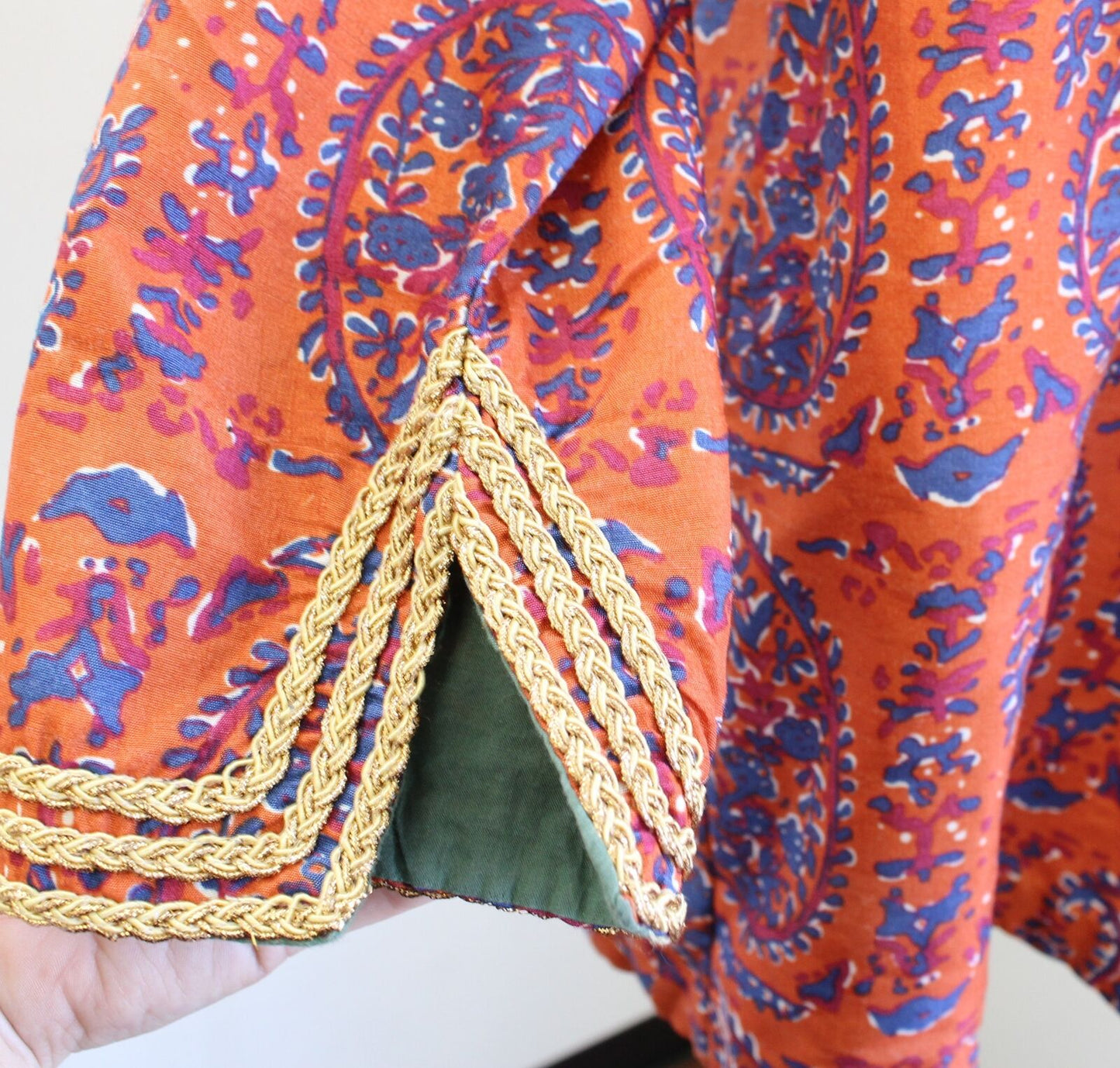 Soft Surroundings Orange Blue Paisley Print Gold Embroidered Tunic Top Blouse L Long Sleeve