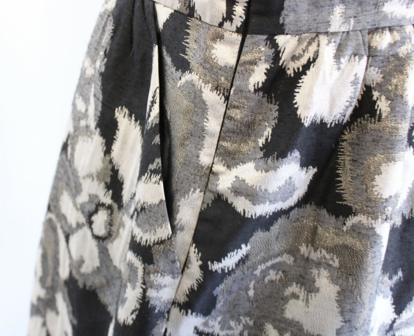 Tabitha Anthropologie Black Brocade Floral Printed Fit and Flare Dress Size 6