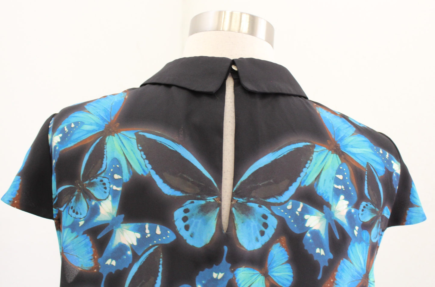 Ted Baker Nealie Black Blue Butterfly Print Collared Cap Sleeve Top Blouse Sz 2
