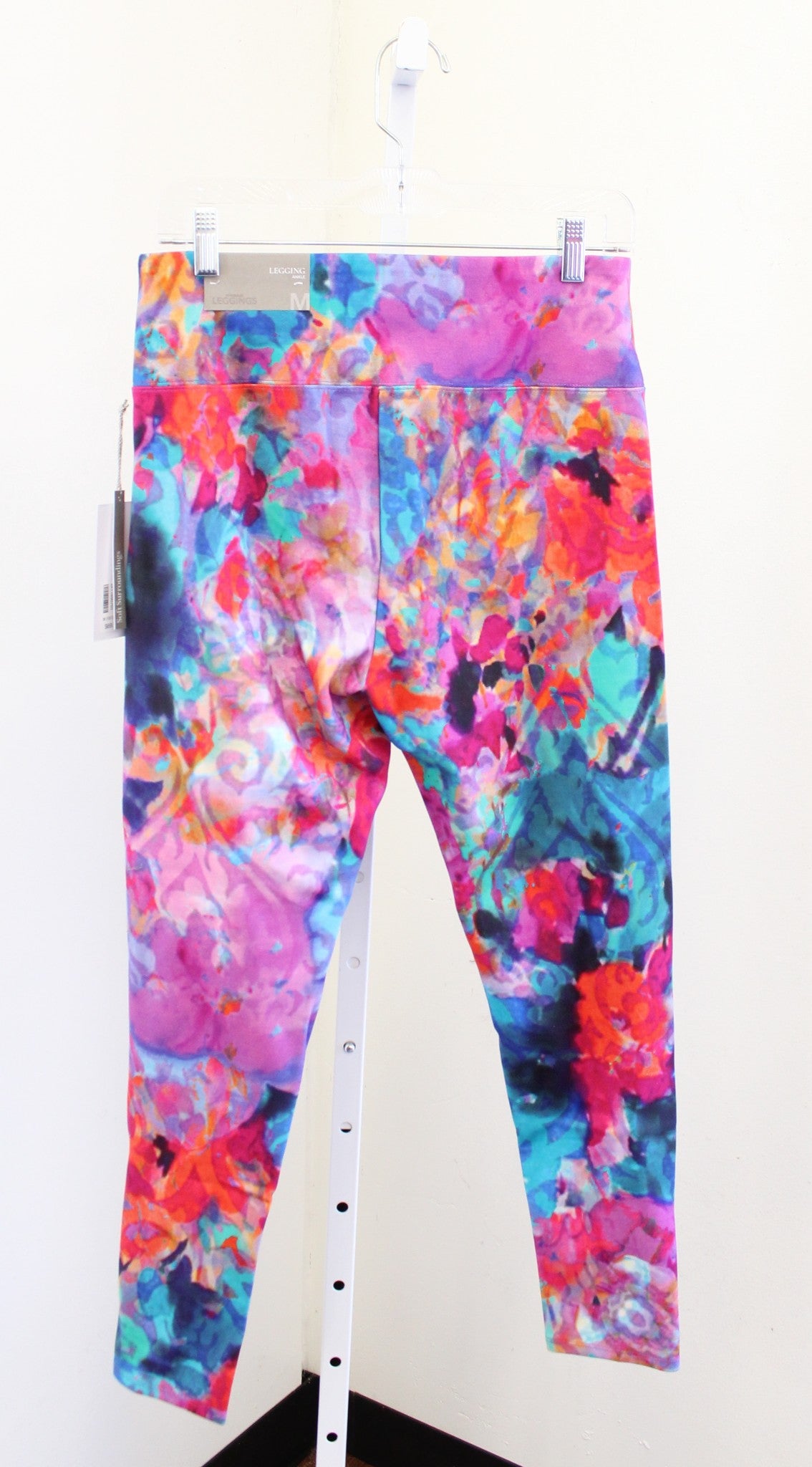 NWT Soft Surroundings Super Slim Botanical Leggings Sz M Colorful Rainbow Print