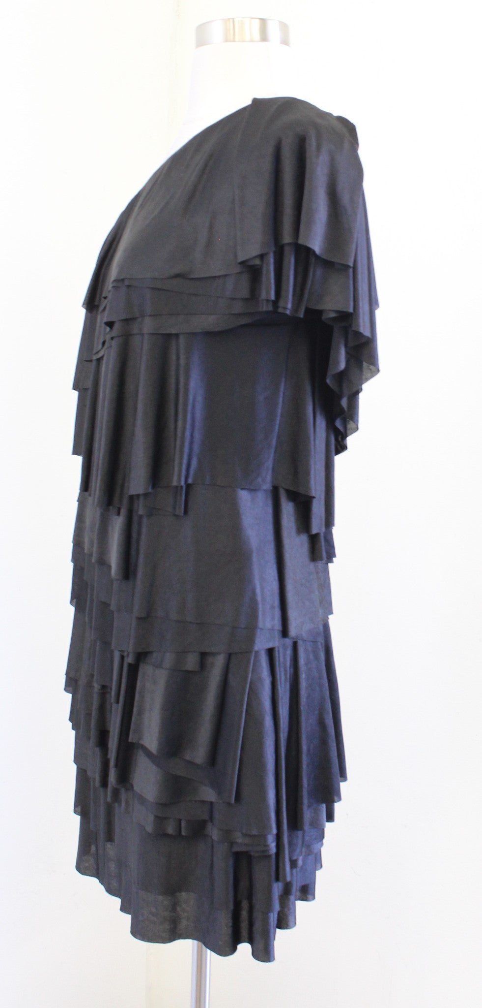 BCBG Max Azria Black One Shoulder Ruffle Tiered Cocktail Party Lbd Dress Size M