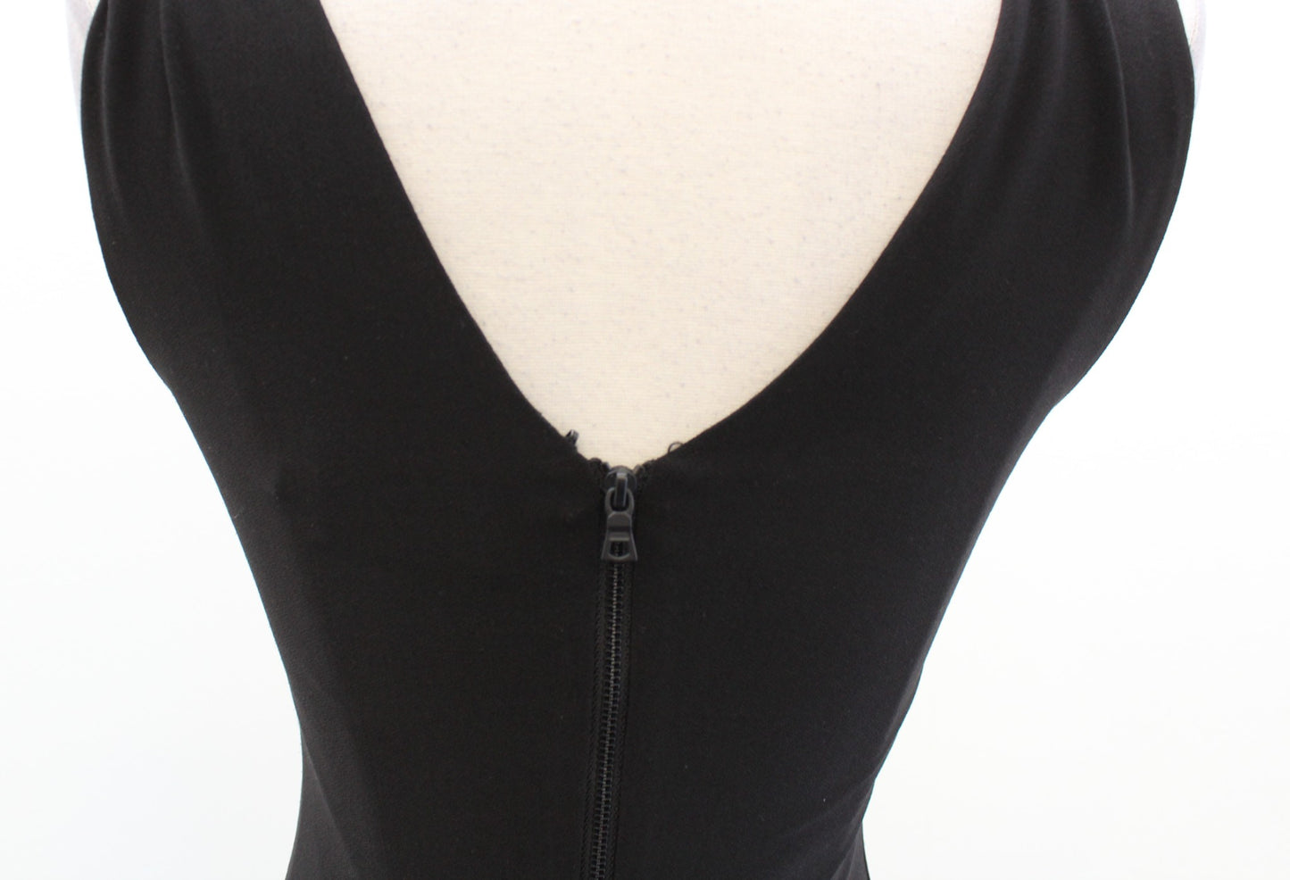 Alice + Olivia Air Asha Black Lace Up V Neck Bodycon Dress Size 2 Cocktail