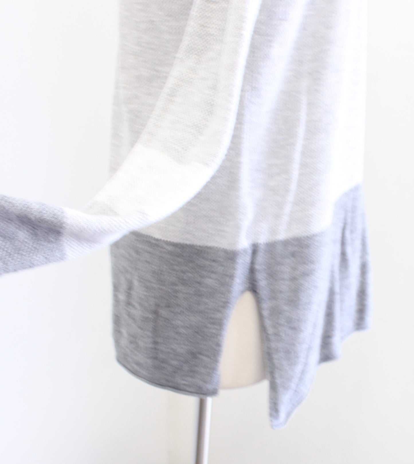 VINCE Womens Gray Color Block Striped Knit Pullover Sweater Top Size XS