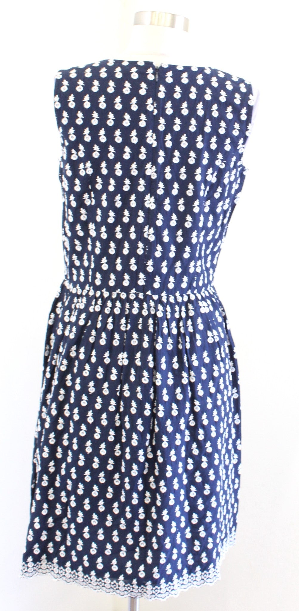 Brooks Brothers Navy Blue Floral Embroidered Scalloped Fit and Flare Dress Sz 4