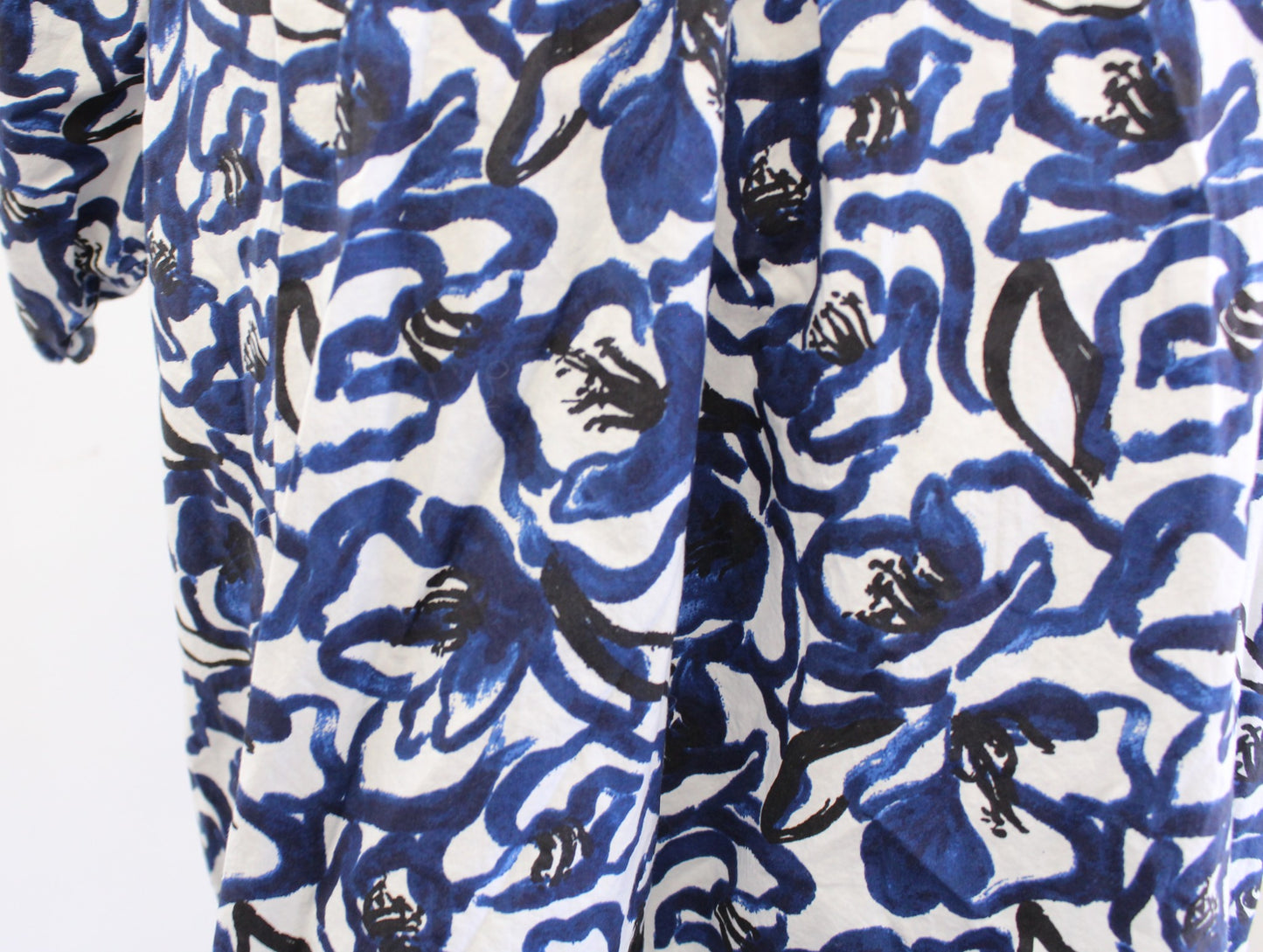 Apiece Apart Blue White Floral Kasin Top Size M Puff Sleeve Smocked Blouse