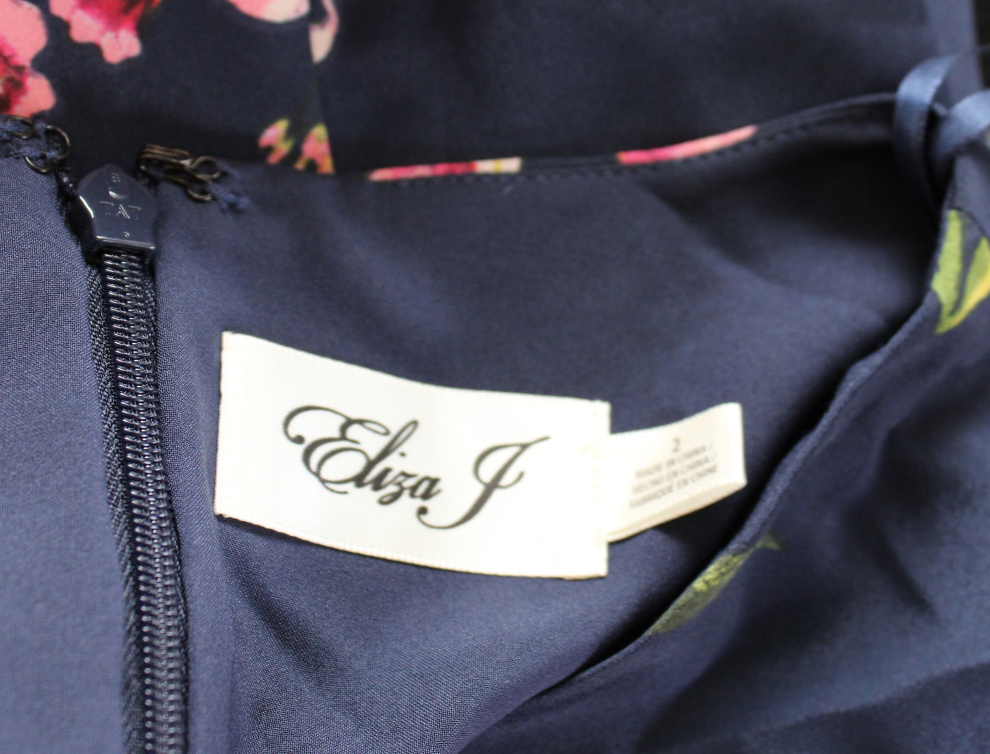 Eliza J Blue Floral Print Ruched Midi Dress Size 2 V Neck Gathered Cocktail