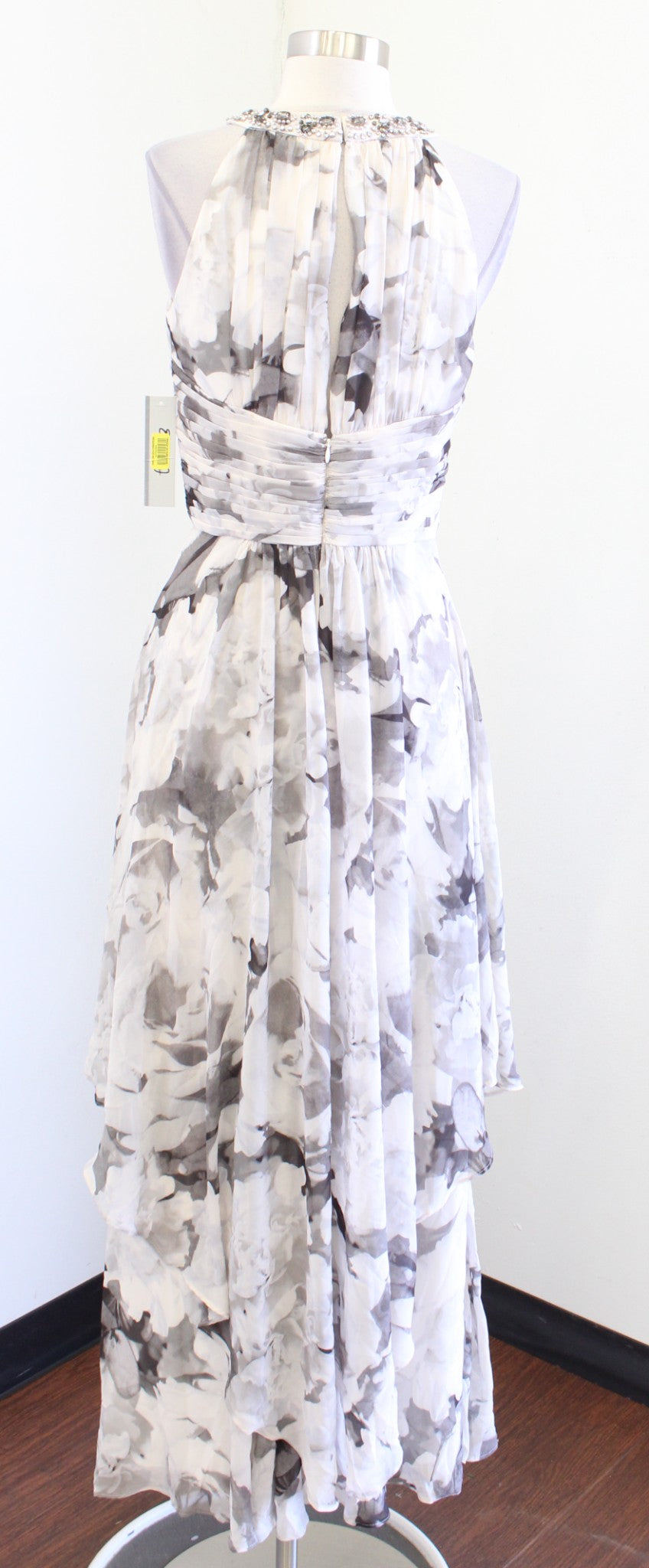 NWT Eliza J Ivory Gray Floral Print Tiered Halter Evening Formal Maxi Dress Sz 6