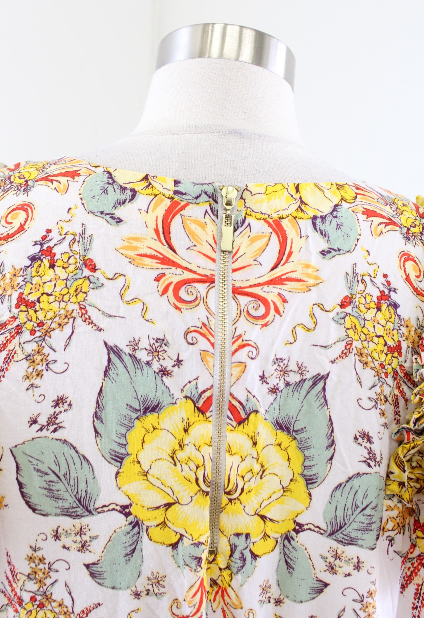 Free People Yara Ruffle Sleeve Floral Shift Dress Size L Tea Combo Yellow Mini