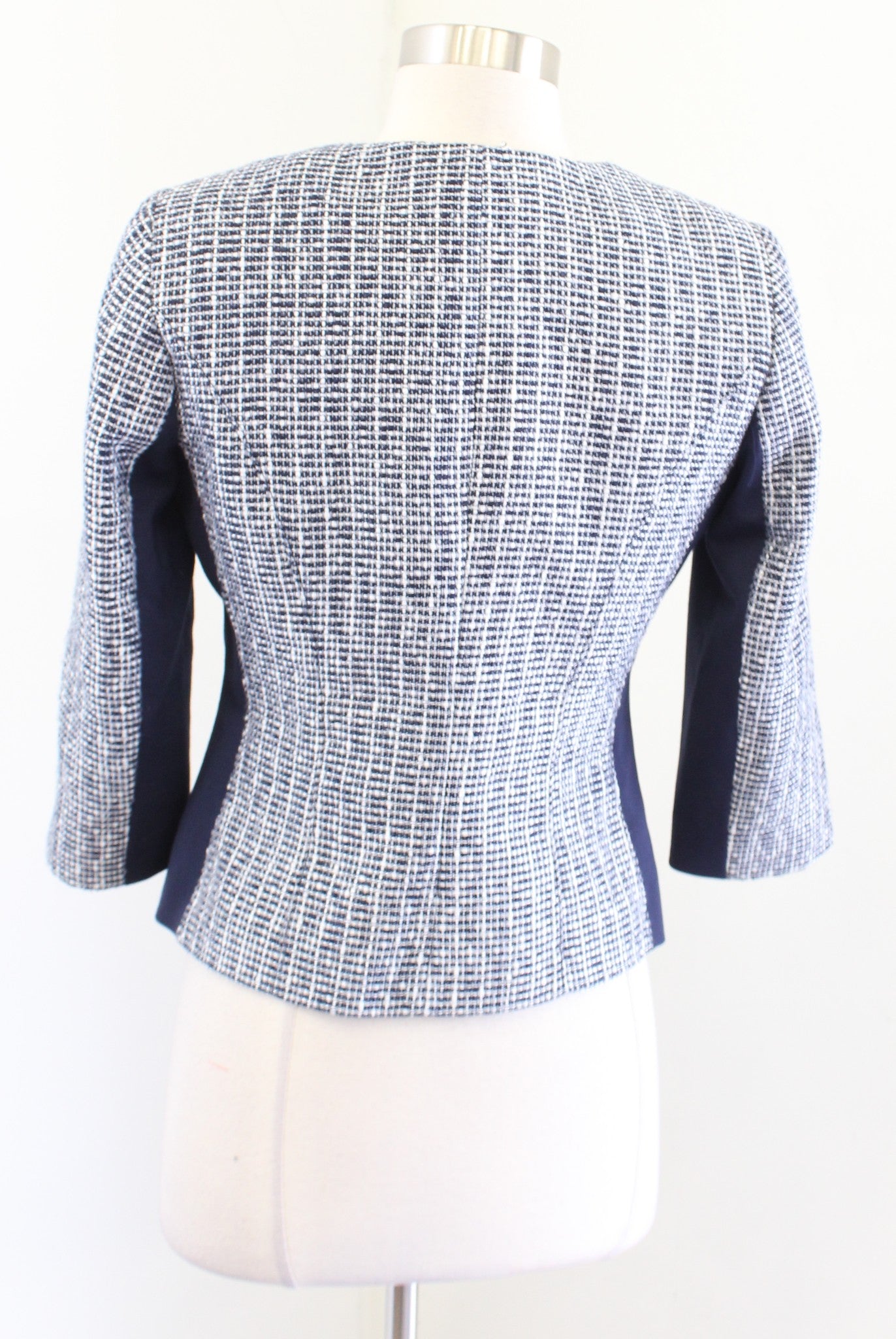 White House Black Market Navy Blue Tweed Pearl Embellished Blazer Jacket Size 0