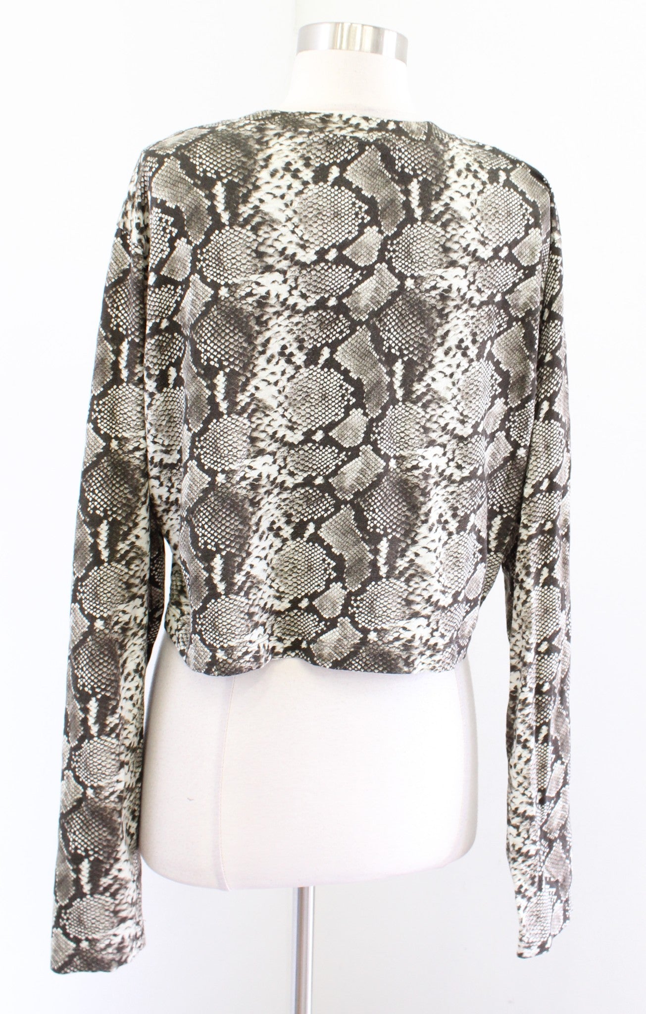 Pam and Gela Baby Boa Slouchy Long Sleeve Cropped Top Size M Snakeskin Print