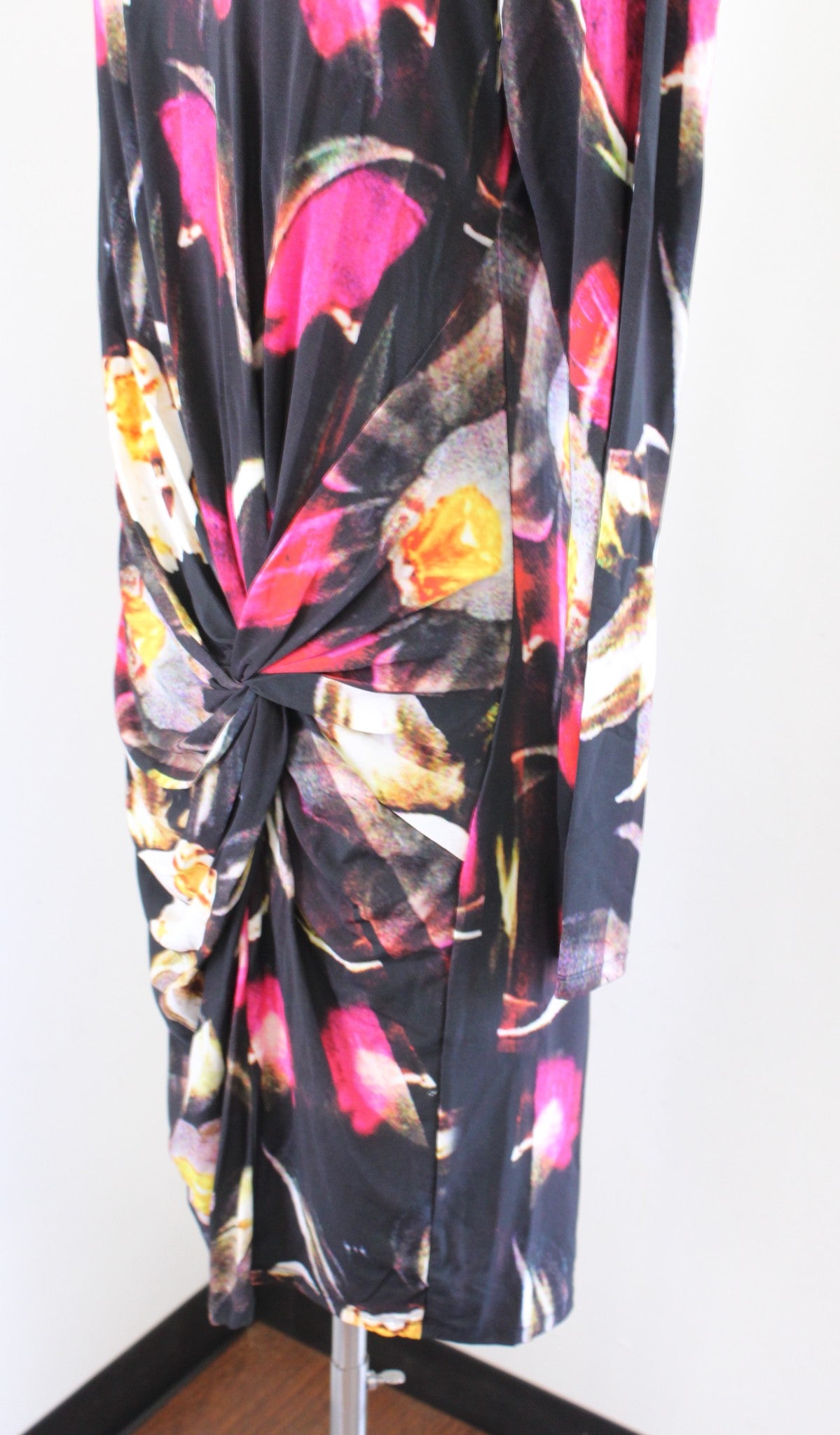 NWT Ted Baker Talala Graphic Floral Print Twist Ruched Jersey Sheath Dress Sz 5