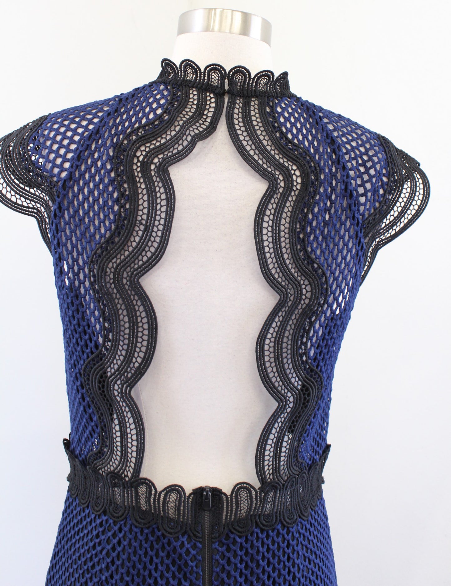 Saylor Free People Navy Blue Black Lace Ruffle Open Back Dress Size L Cocktail