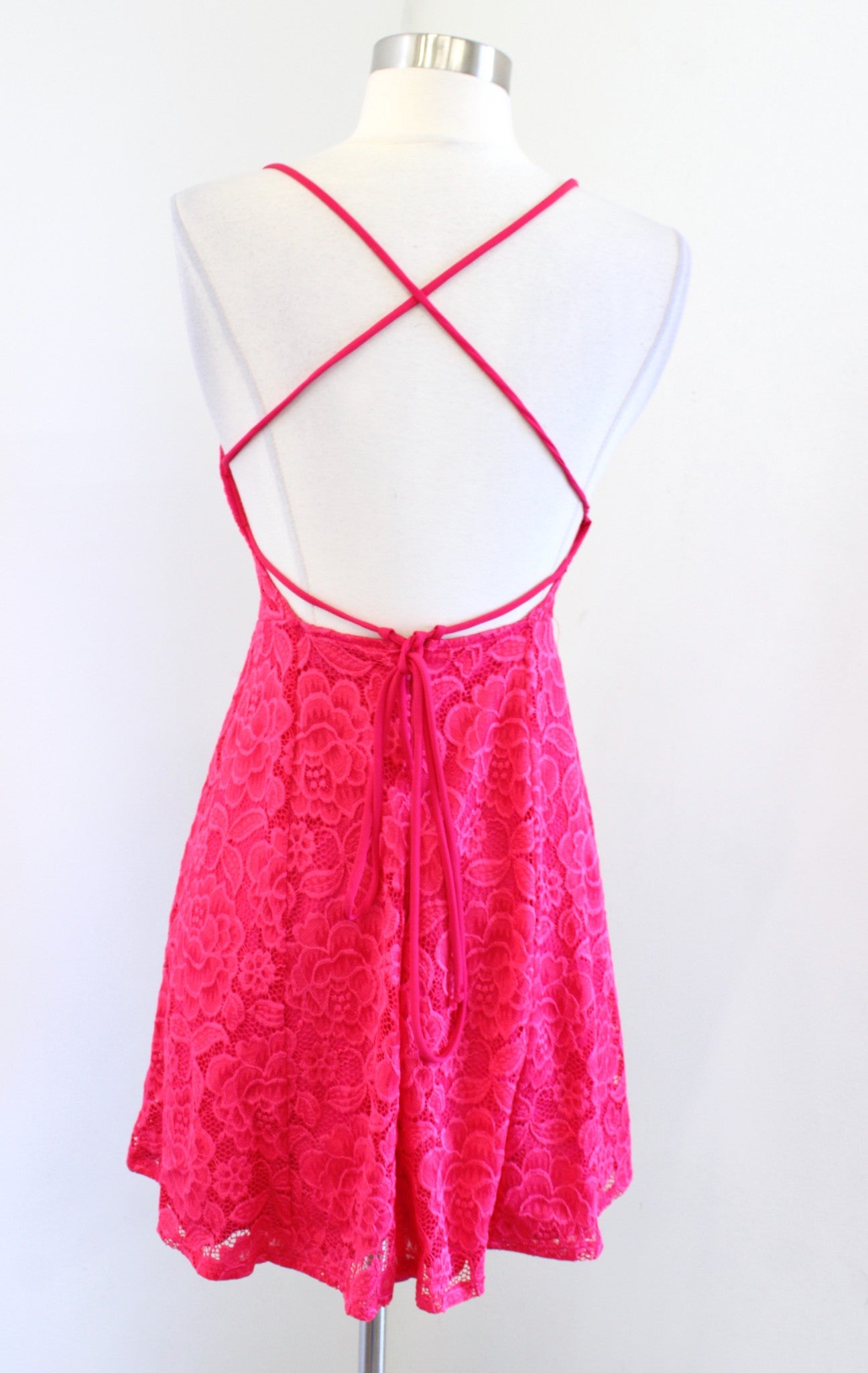 Show Me Your Mumu Victoria Pink Floral Lace Strappy Back Mini Dress Size XS