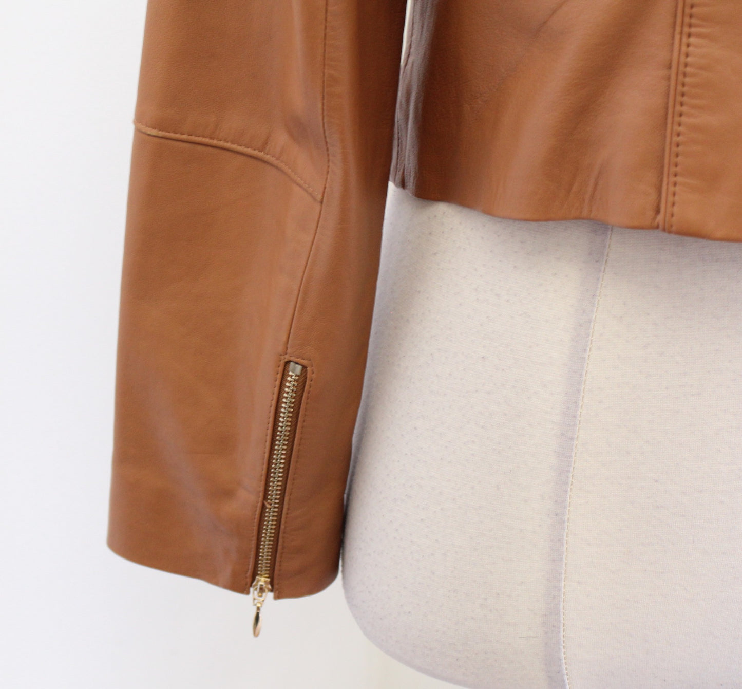 White House Black Market Caramel Brown Genuine Leather Zip Front Moto Jacket M