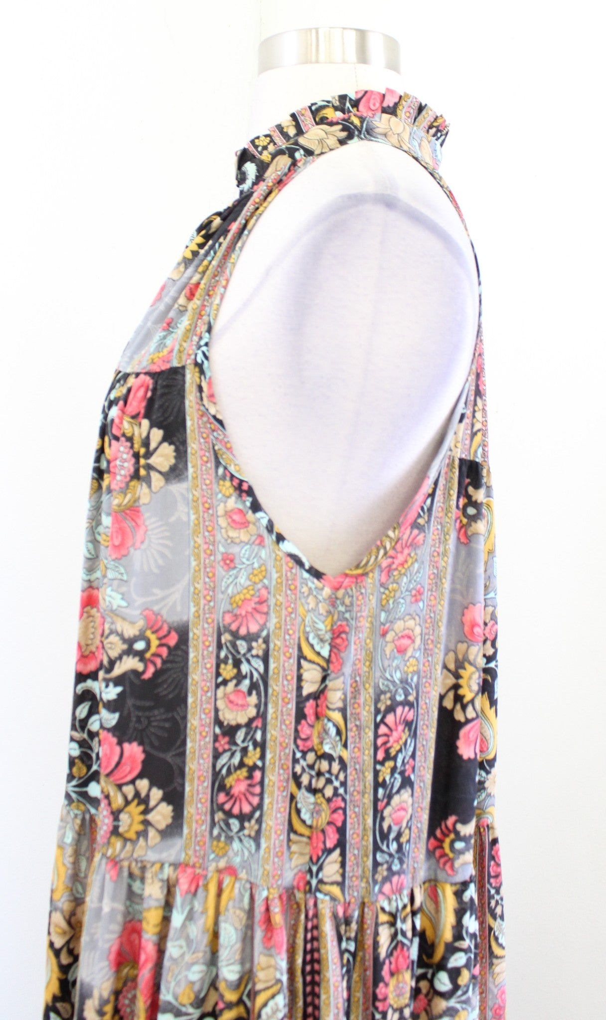 Dolma Silk Blend Sleeveless Tie Neck Paisley Print Maxi Dress Size M / L Boho
