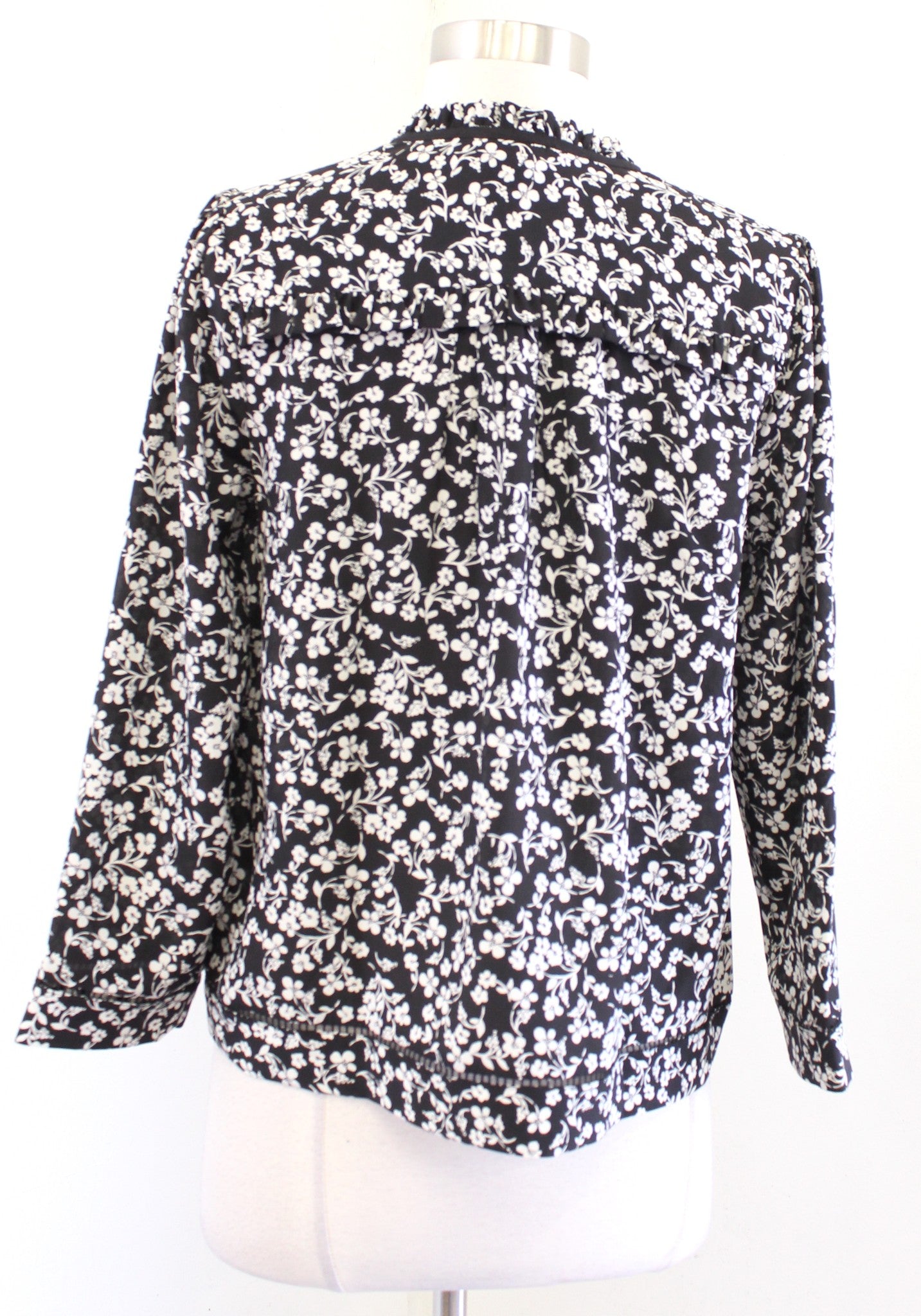 J Crew Point Sur Black White Blossom Floral Tie Neck Silk Blouse Top Size XS