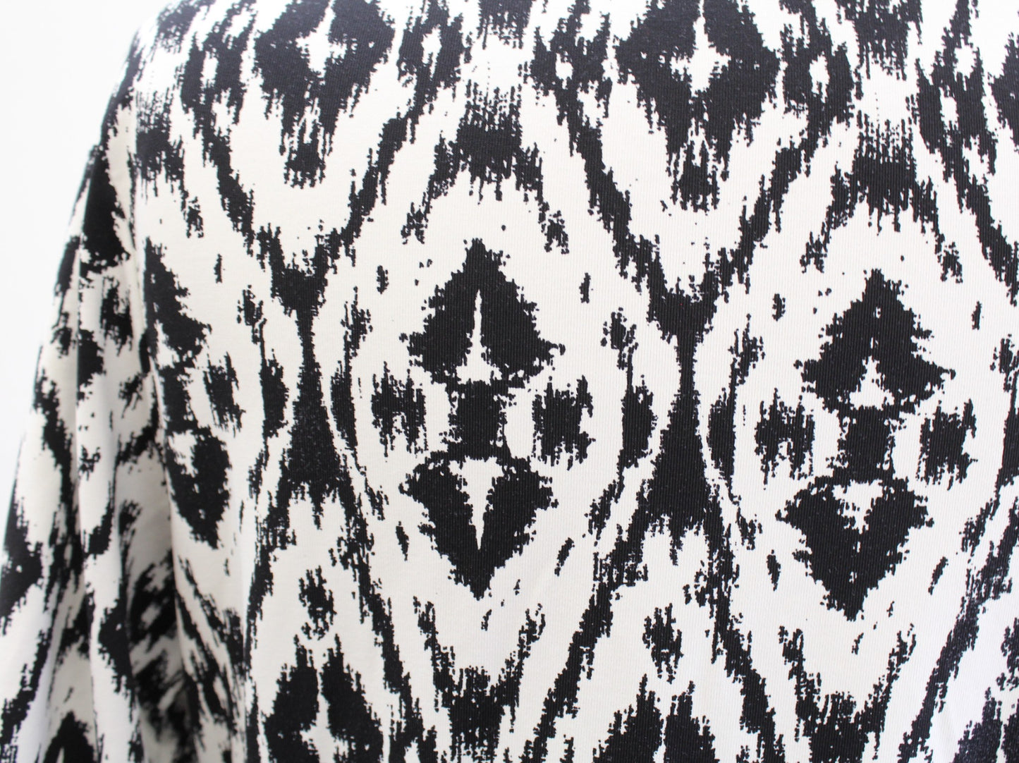 J McLaughlin Black Off White Geometric Ikat Catalina Cloth Faux Wrap Dress Sz M