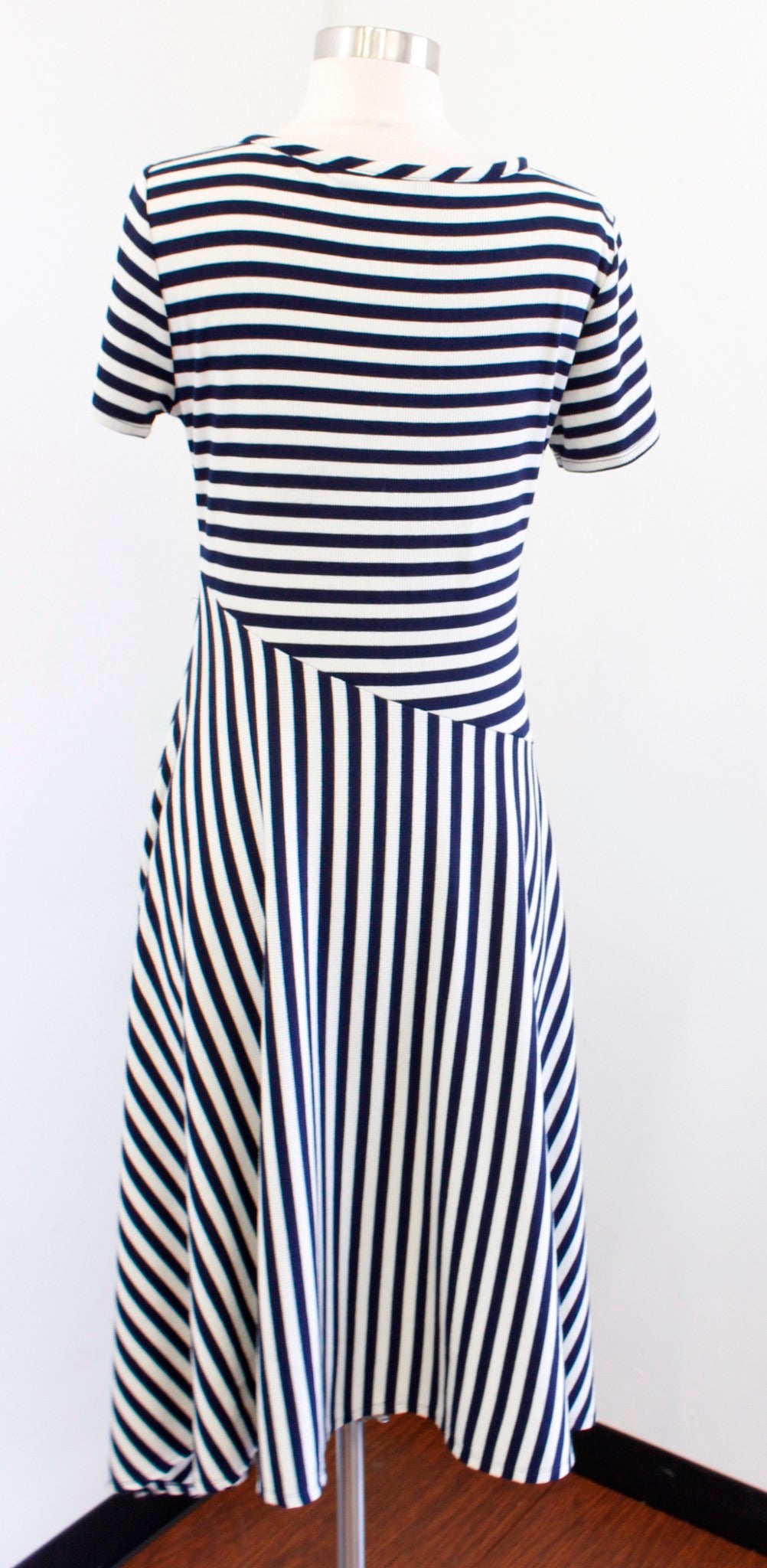 Soft Surroundings Marina Navy Blue Ribbed Striped Asymmetrical Hem Dress Size S