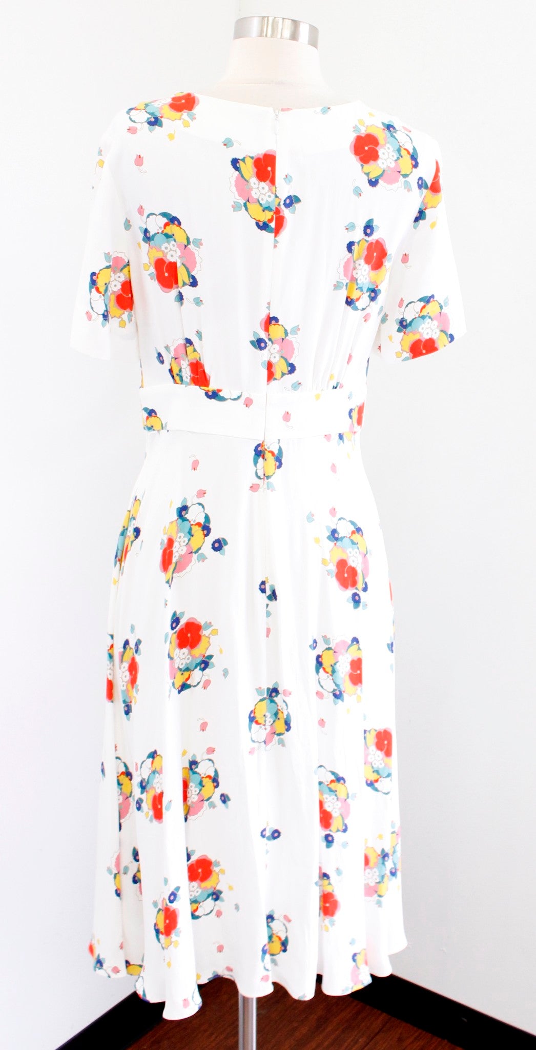 Boden Ruth Ivory Bouquet Floral Print Midi Dress Size US 6R 6 Short Sleeve