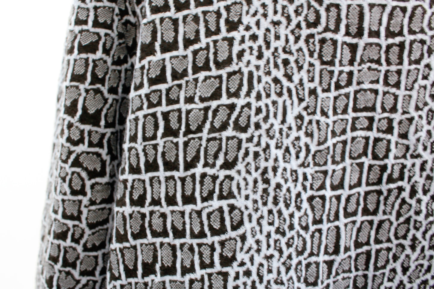 Tyler Boe Blue Black Snakeskin Animal Print Knit Cowl Neck Shift Dress Size L