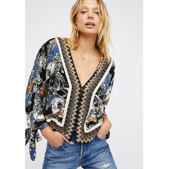 Free People Catch Me if You Can Tie Sleeve Geometric Cheetah Print Top Blouse M