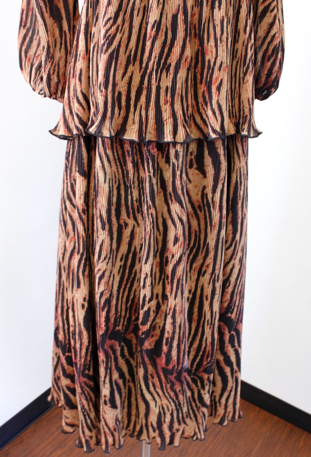 NWT Ganni Tigers Eye Pleated Georgette Puff Sleeve Midi Dress Sz 40 Square Neck