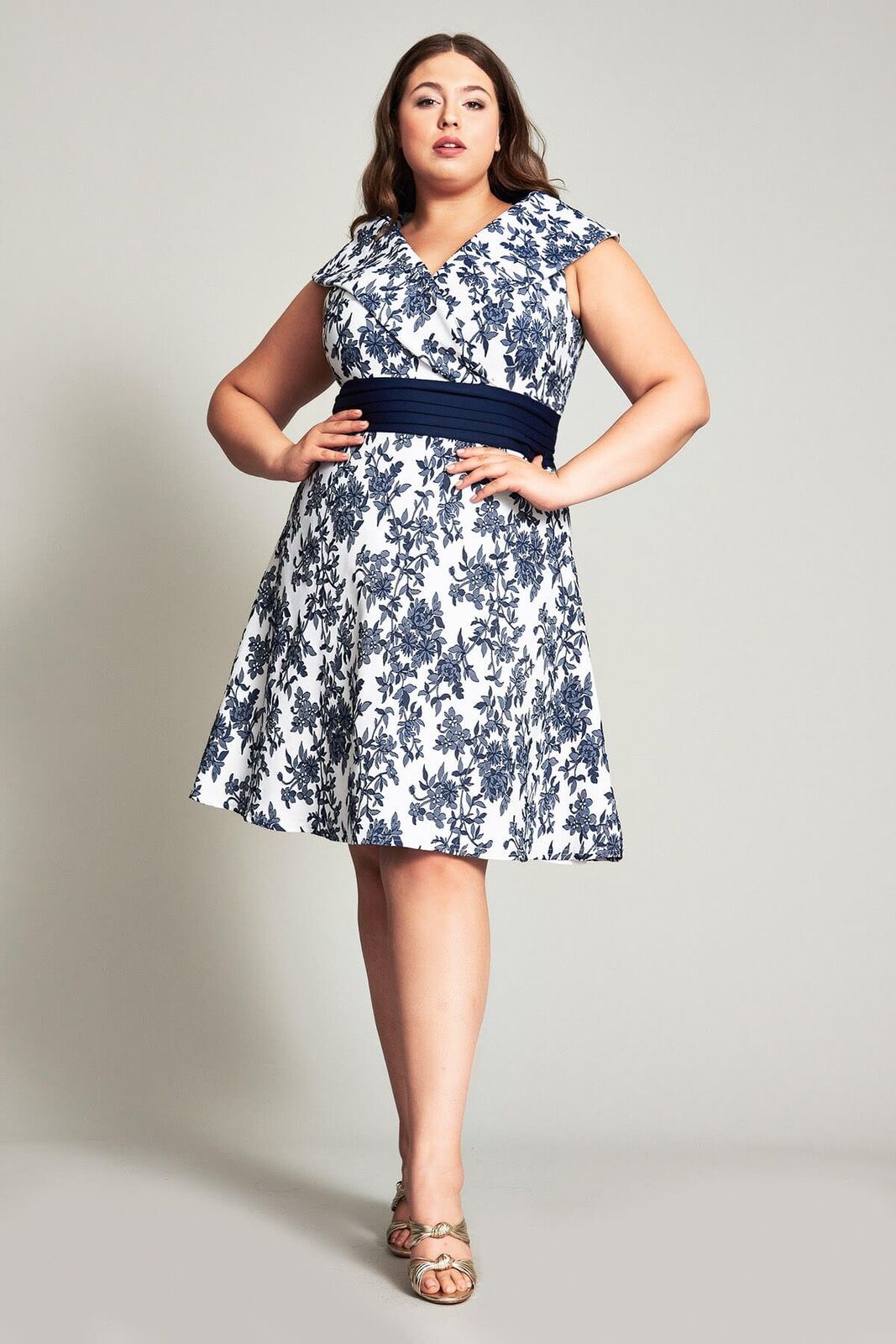 NWT Tadashi Shoji Botan Blue White Floral Cocktail Evening Dress Size 22Q 22