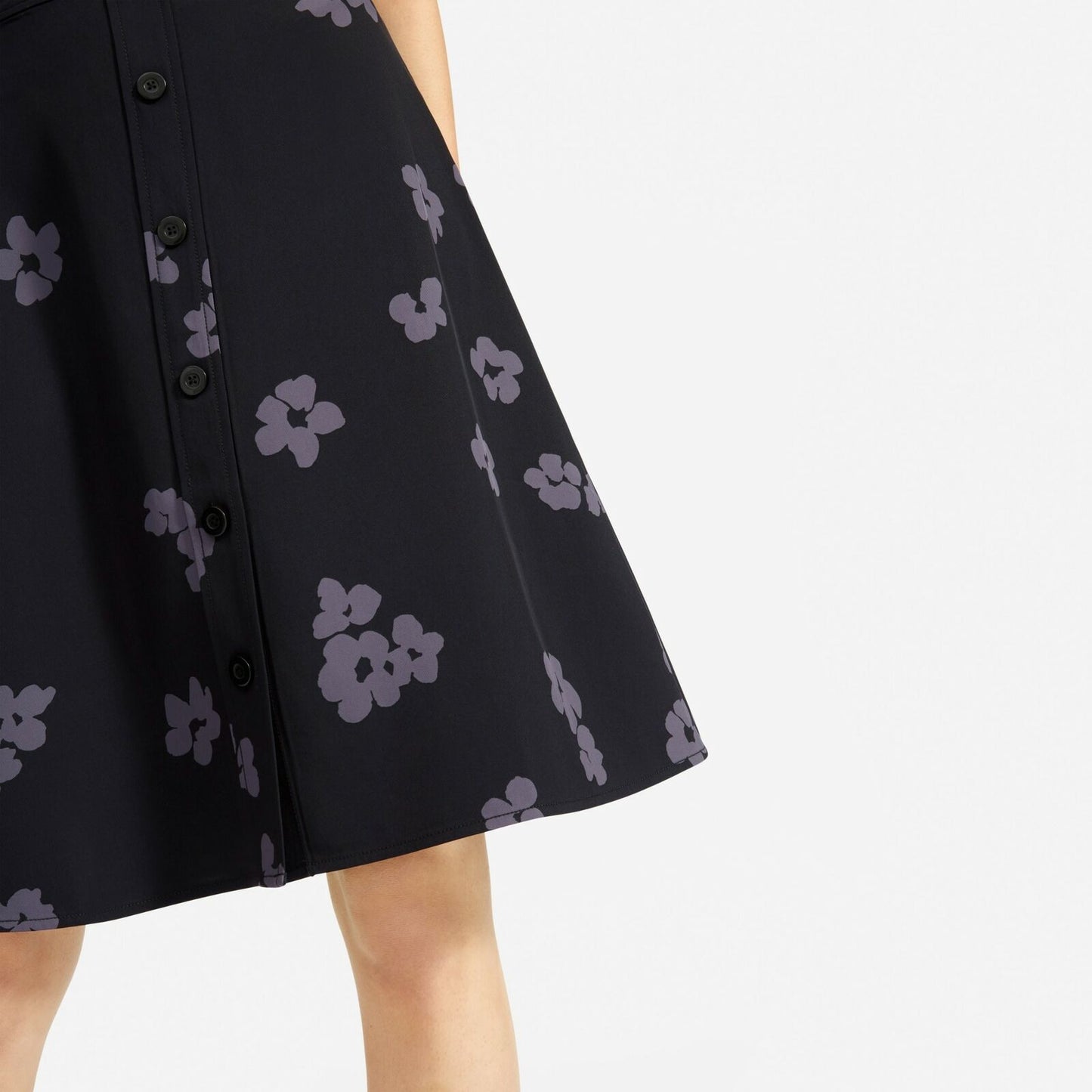 Everlane Black Floral Japanese Goweave Button Front Swing Skirt size 14