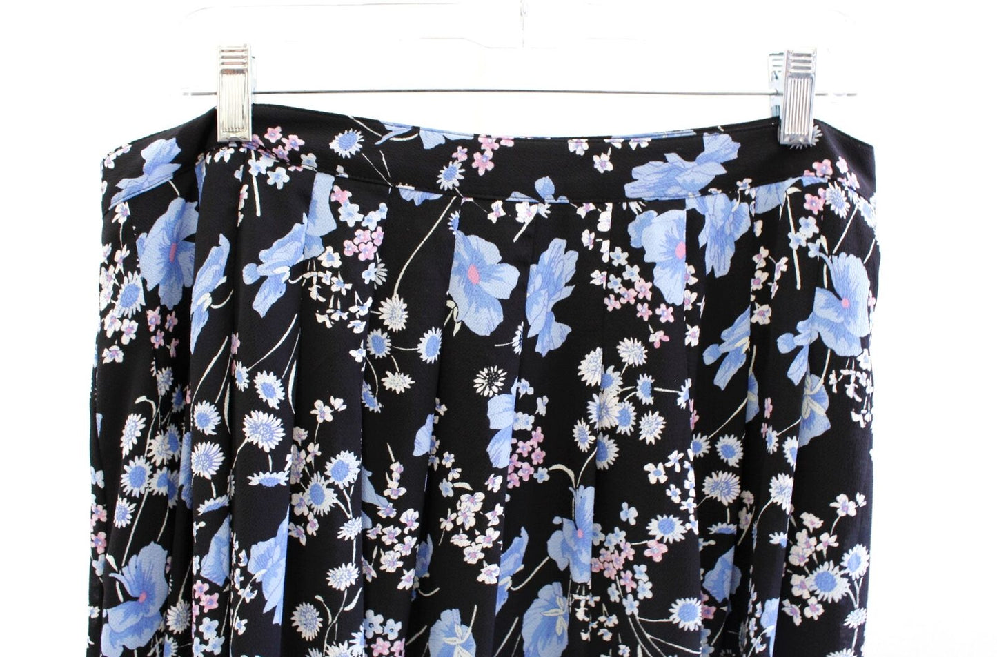 NWT $109 Talbots Pleated Wildflowers Floral Print Midi Skirt Size 14 Black Blue