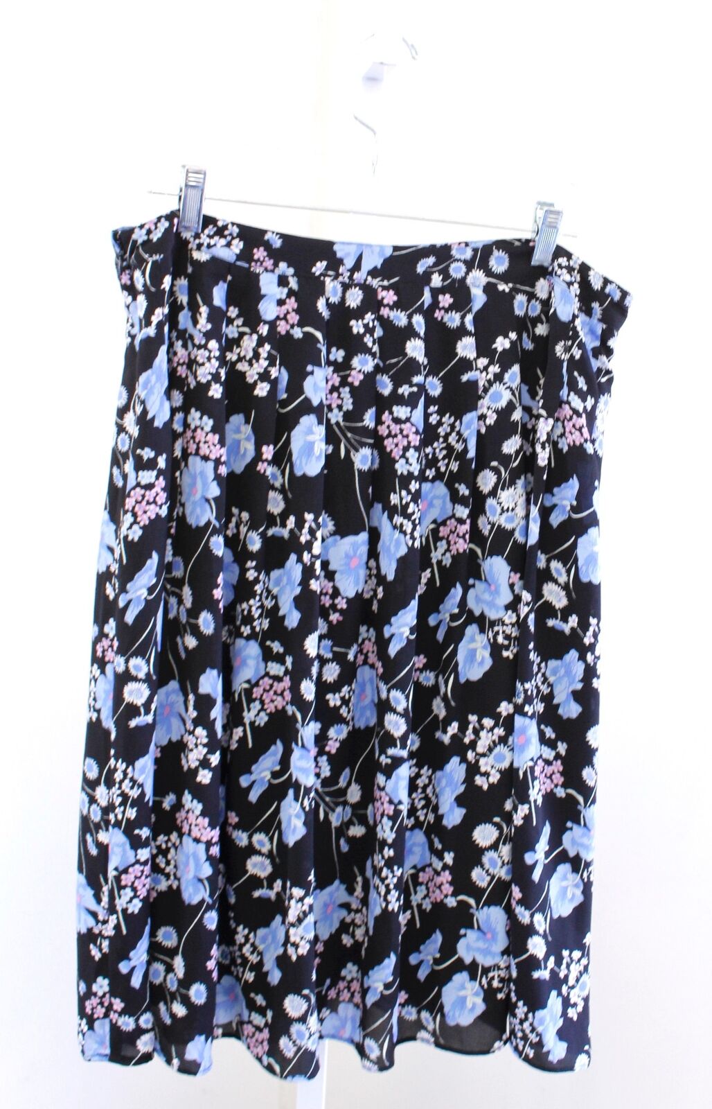 NWT $109 Talbots Pleated Wildflowers Floral Print Midi Skirt Size 14 Black Blue