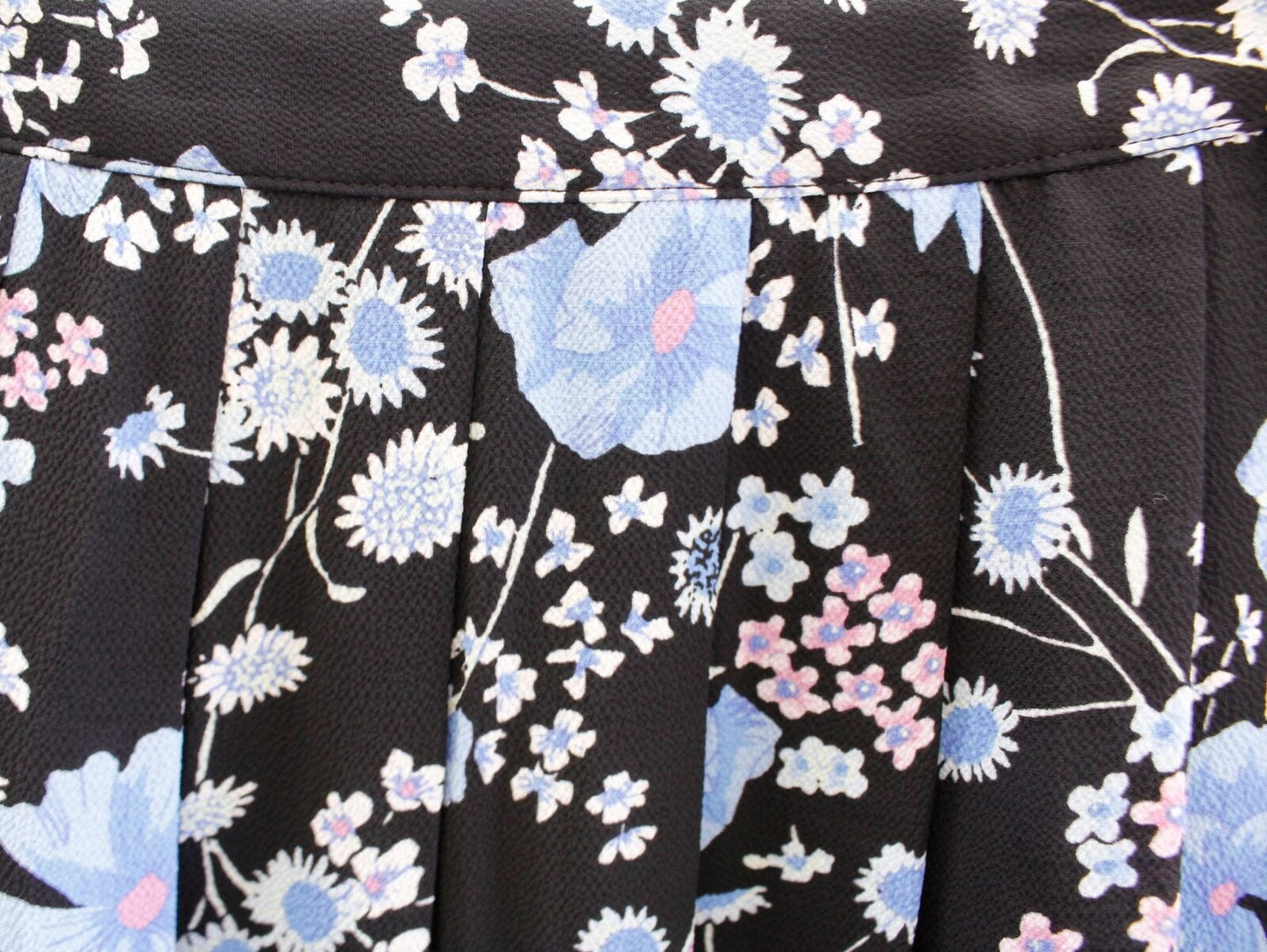NWT Talbots Womens Black Blue Wildflower Floral Print Pleated Midi Skirt Size 8