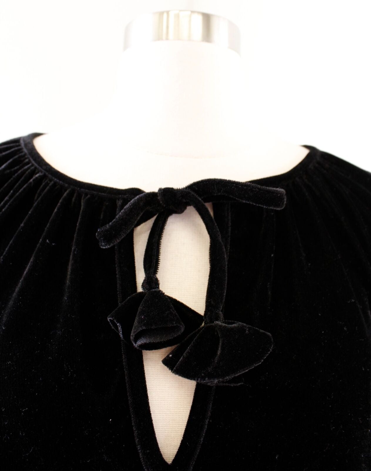 Misa Los Angeles Mava Black Velvet Red Embroidered Sleeve Top Blouse Size S