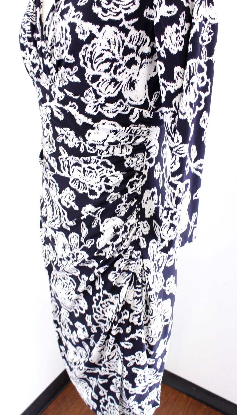 Lauren Ralph Lauren Navy Blue White Floral Print Ruched Wiggle Sheath Dress Sz 6