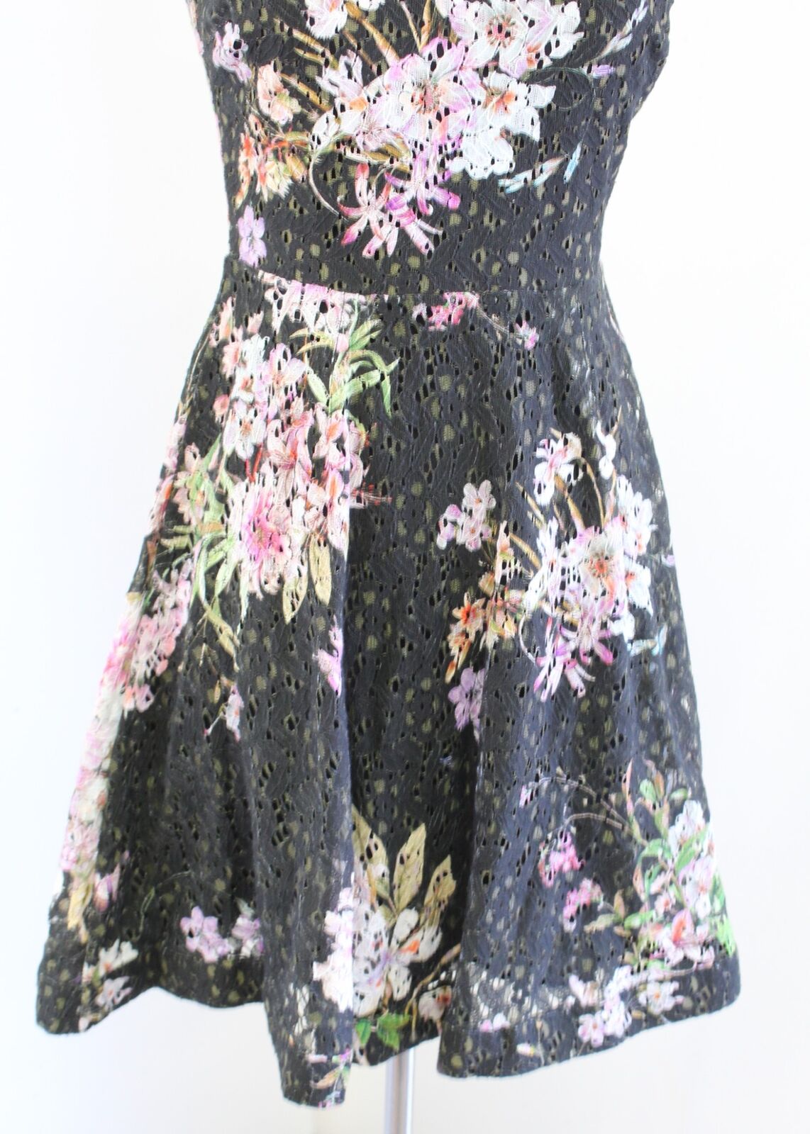 Eri + Ali Anthropologie Navaeh Floral Lace Ruffle Fit and Flare Dress Sz 2 Party