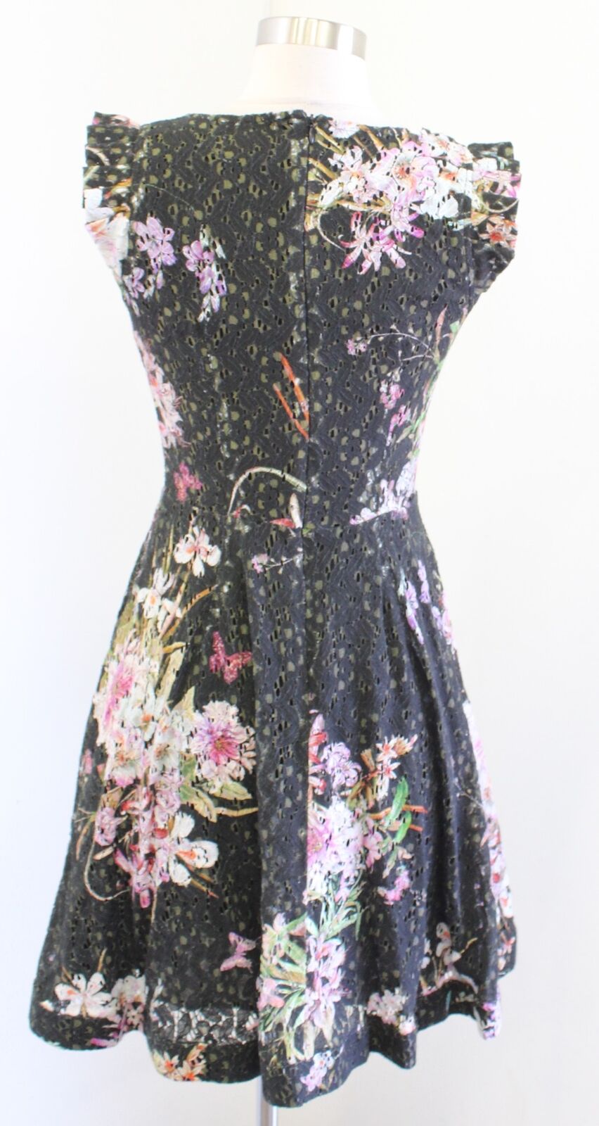 Eri + Ali Anthropologie Navaeh Floral Lace Ruffle Fit and Flare Dress Sz 2 Party