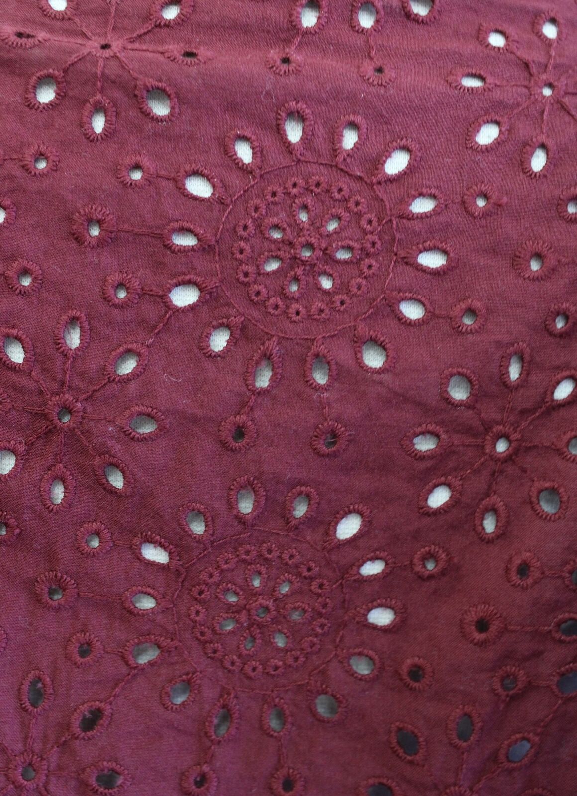 Madewell Burgundy Red Eyelet Lace Ruffle Pompom Trim Peasant Top Blouse Size M