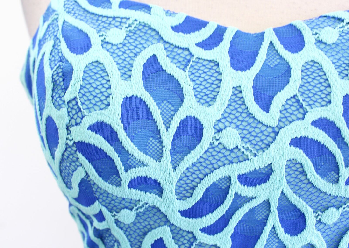 Lilly Pulitzer Avalon Brewster Blue Floral Lace Mini Dress Size 00 Sheath