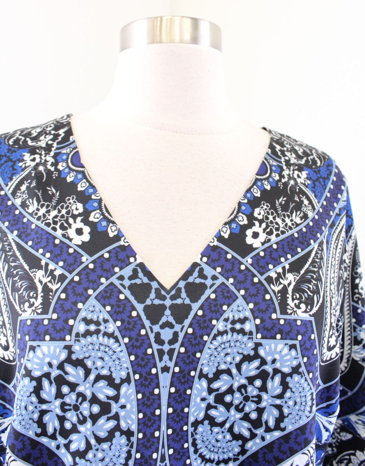 NWT Chicos Blue Black Gray Paisley Print 3/4 Sleeve Dress Size 2 Reversible