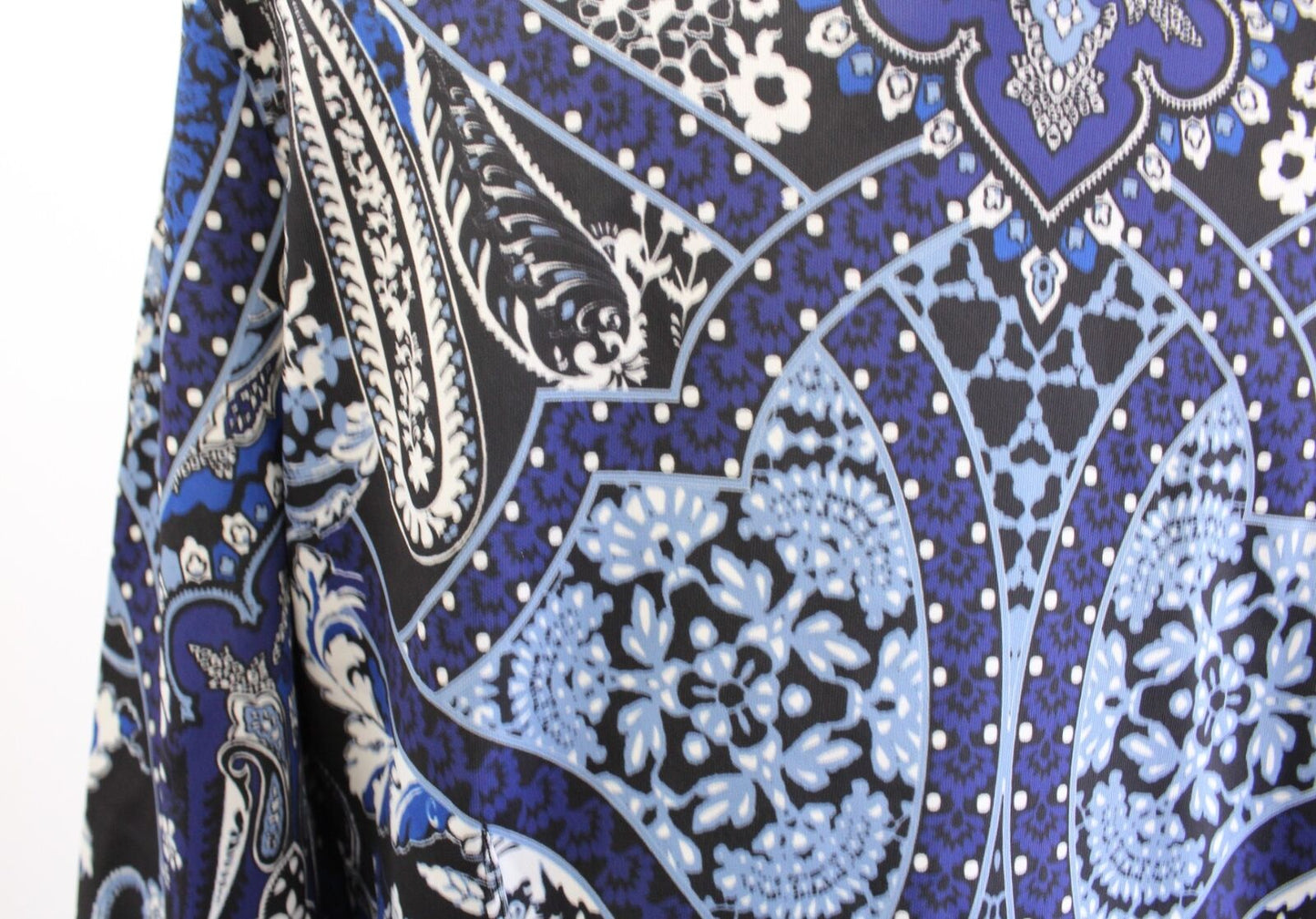 NWT Chicos Blue Black Gray Paisley Print 3/4 Sleeve Dress Size 2 Reversible