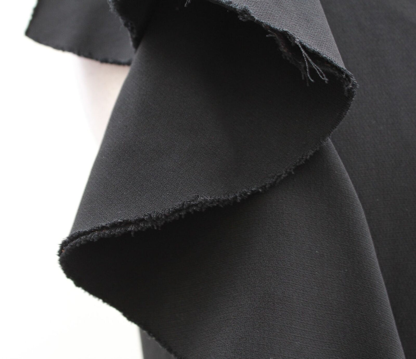 Cinq A Sept Kimberlin Black Ruffle Accent Sheath Dress Size 4 Cocktail Party Lbd