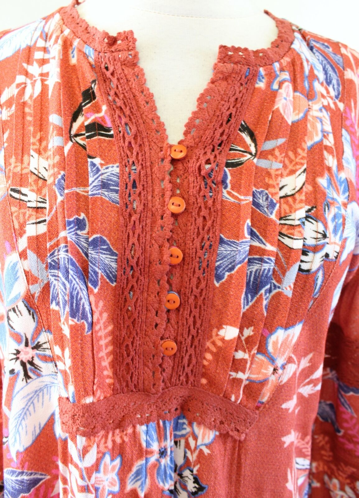 Sundance Floral Spirit Orange Printed Crochet Lace Trim Top Blouse Size S Blue Long sleeve