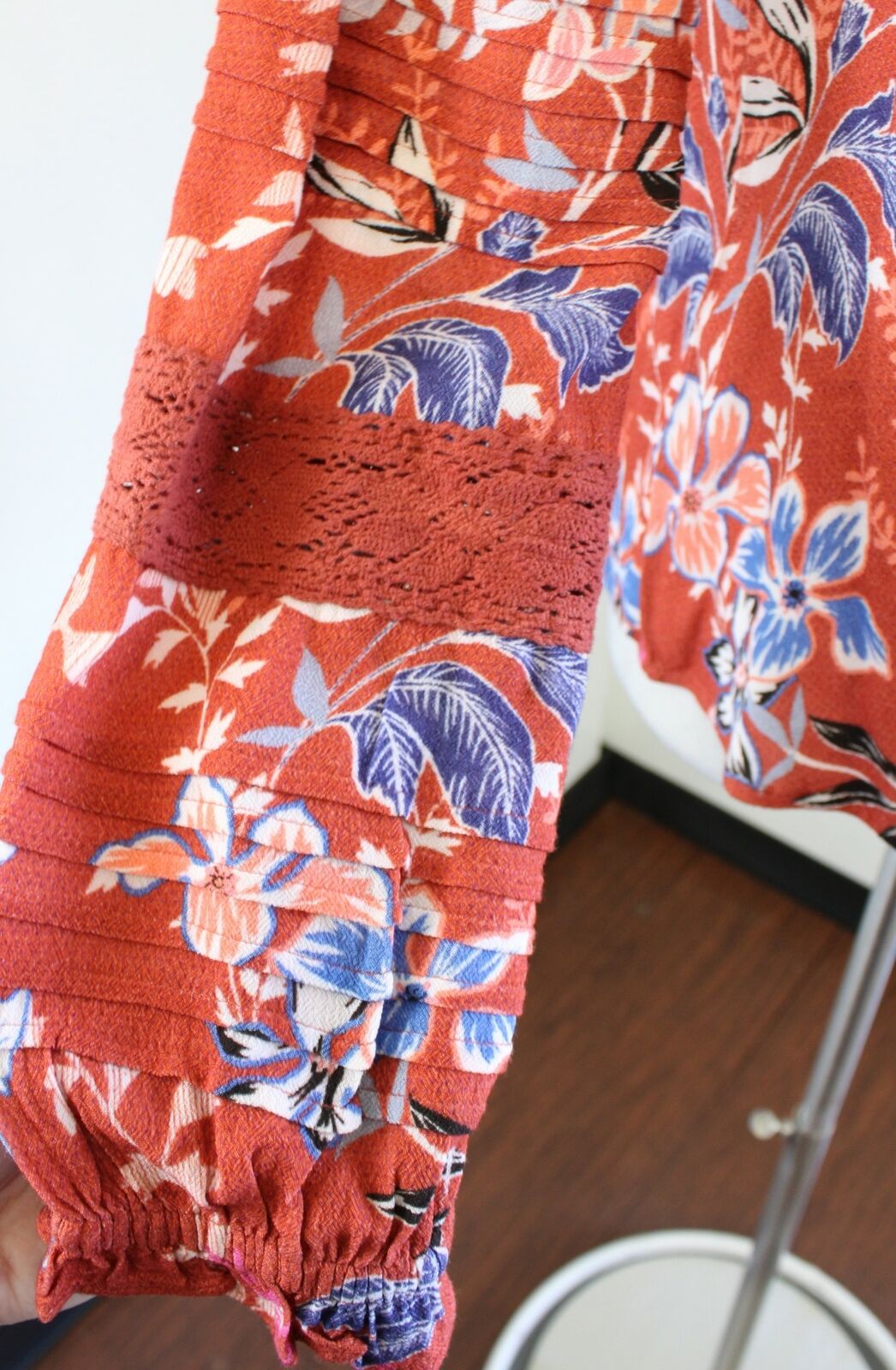 Sundance Floral Spirit Orange Printed Crochet Lace Trim Top Blouse Size S Blue Long sleeve