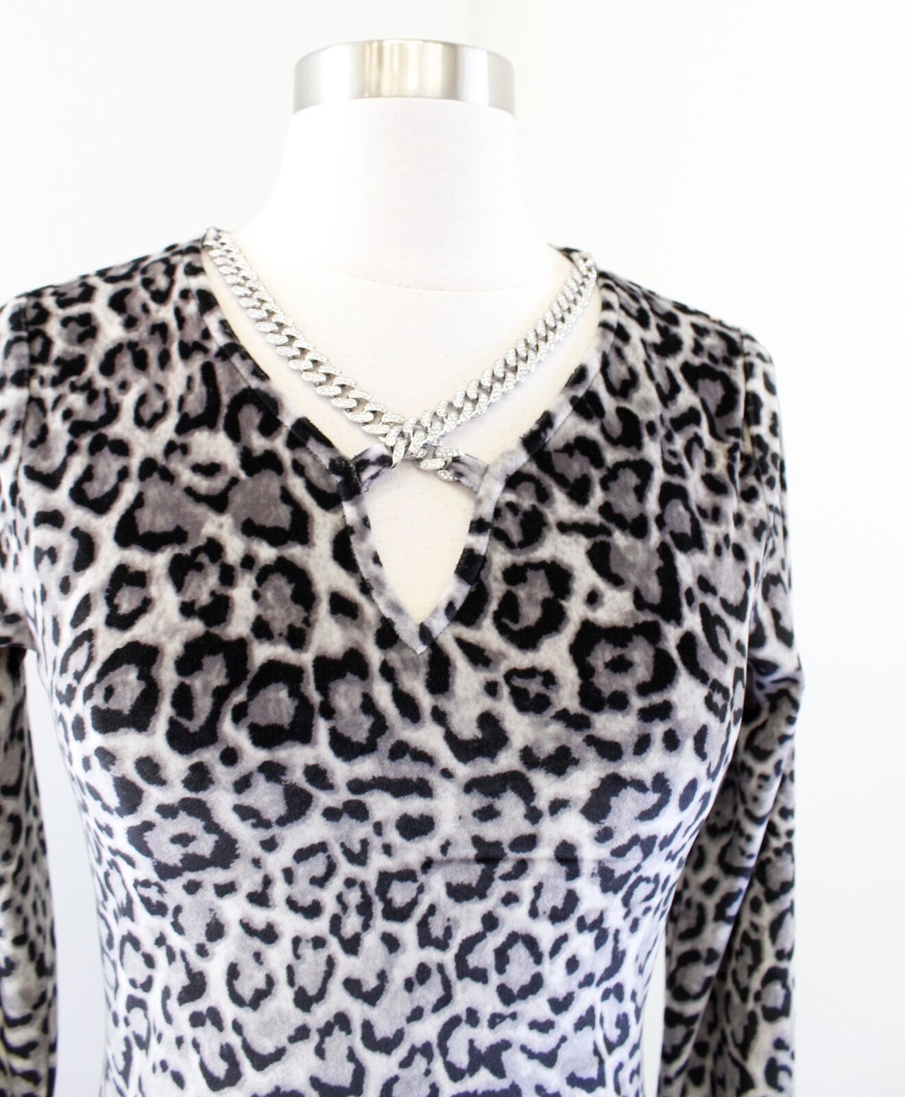 Michael Kors Gray Black Velvet Leopard Print Chain Neck Mini Fitted Dress Sz XS