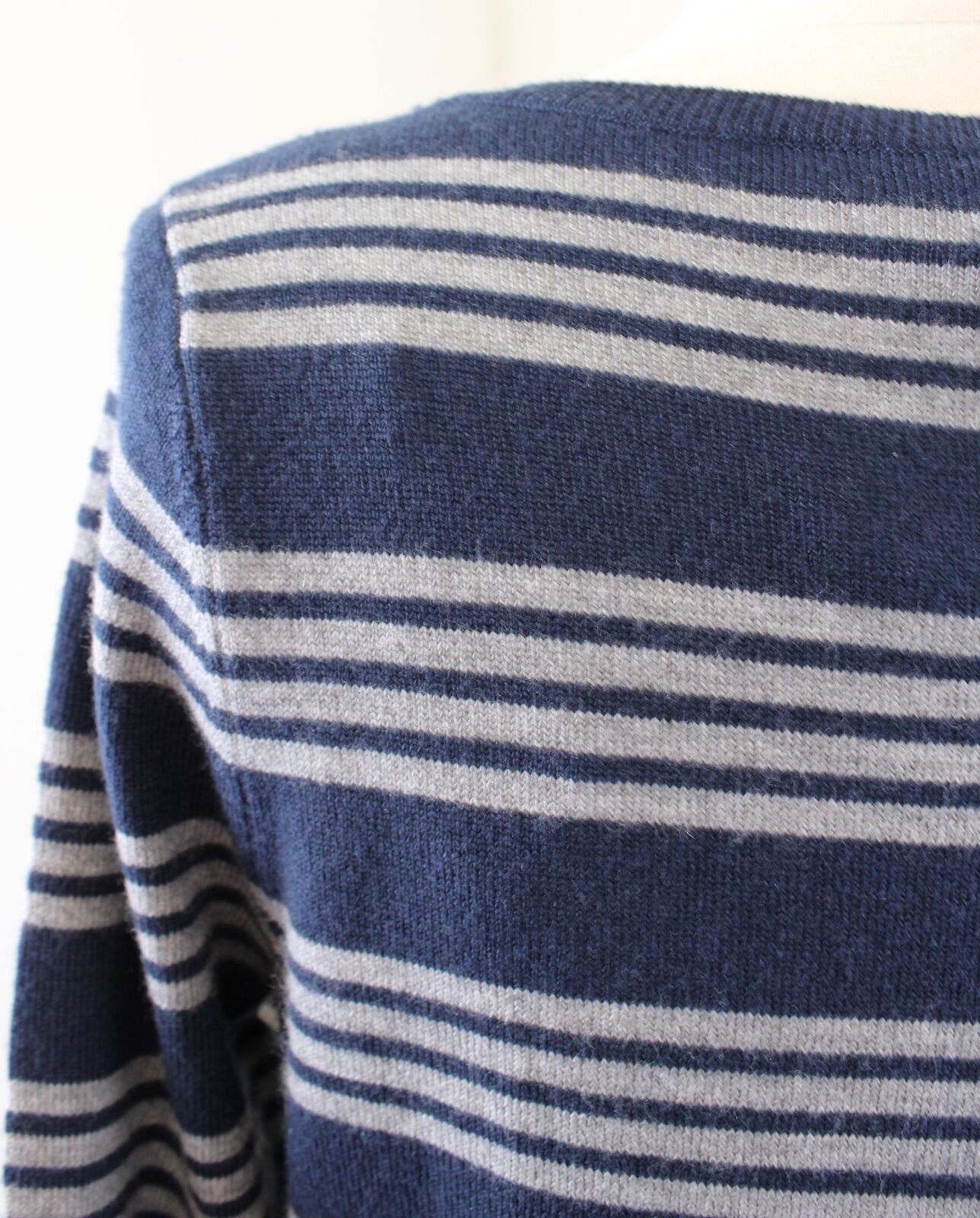 NWT Vineyard Vines Navy Blue Gray Striped Wool Blend V Neck Sweater Dress Size S