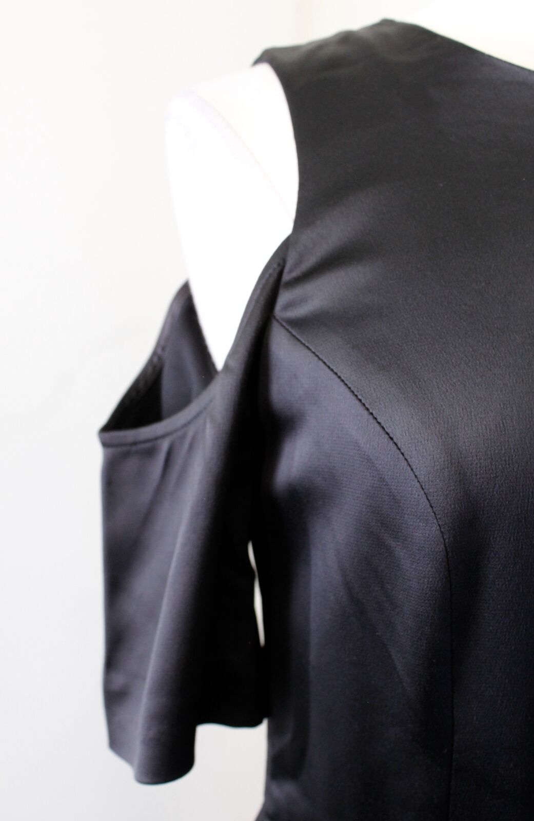 NWT Ted Baker Palard Black Cold Shoulder Peplum Pencil Sheath Dress Size 1