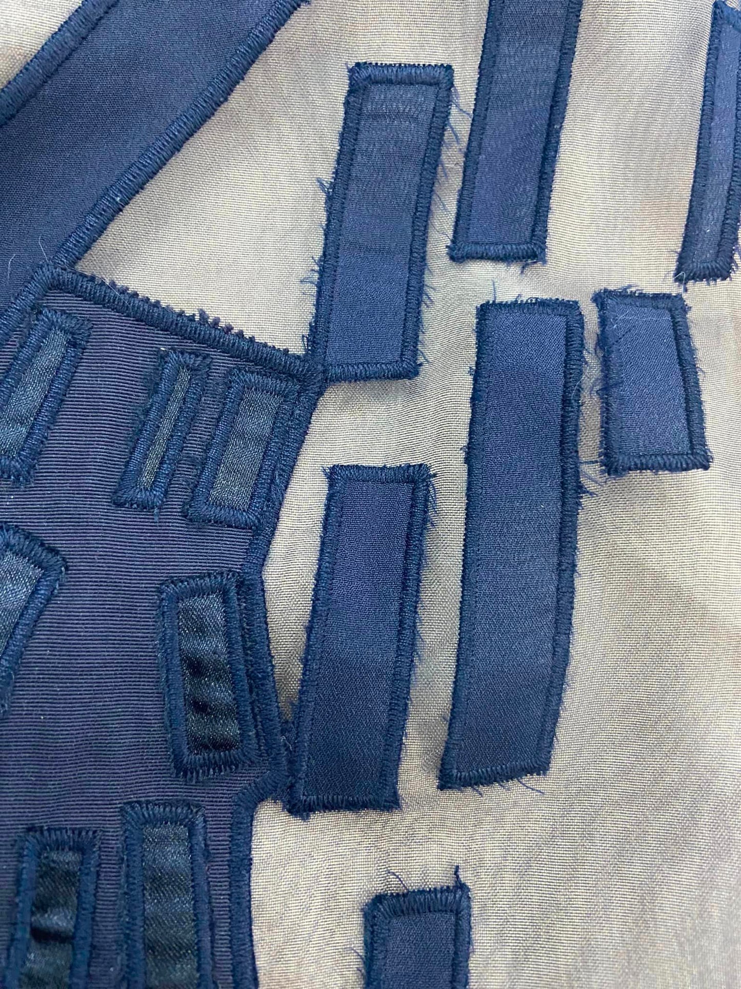 REISS Navy Blue Nude Mesh Illusion Embroidered Sheath Dress Size US 4 Cocktail