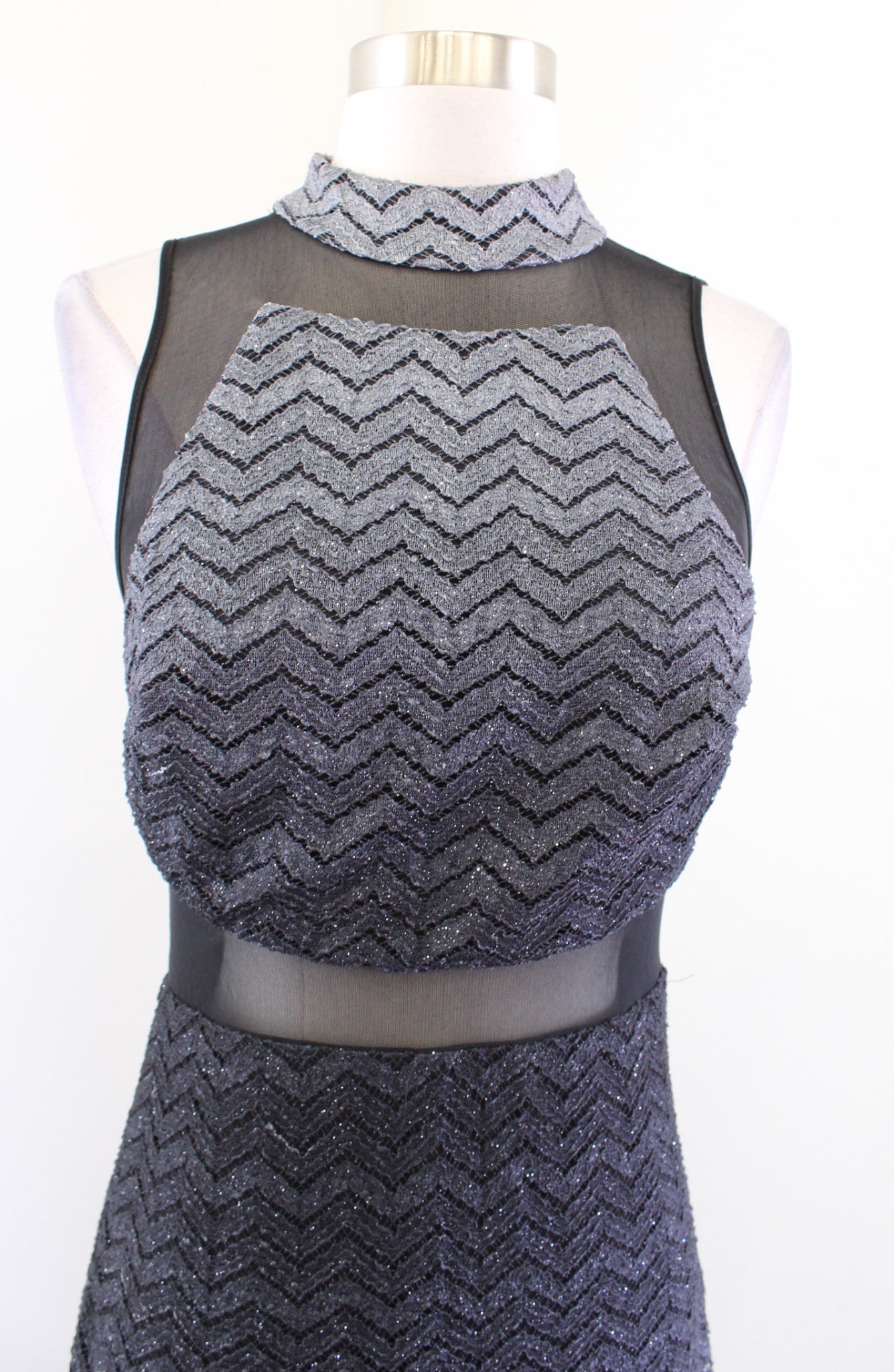 Betsy & Adam Gray Chevron Shimmer Knit Ombre Mesh Cutout Gown Formal Dress Sz 8