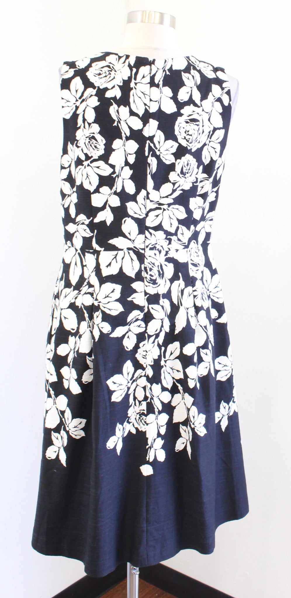 Talbots Womens Black White Rose Floral Print Fit and Flare Dress Size 10 Pockets