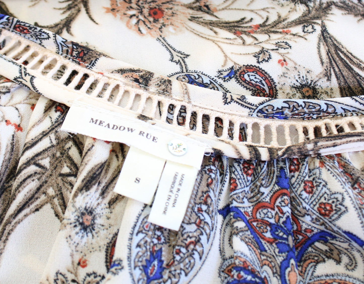 Meadow Rue Anthropologie Myrtle Cream Paisley Print Floral Tassel Top Blouse S Long sleeve