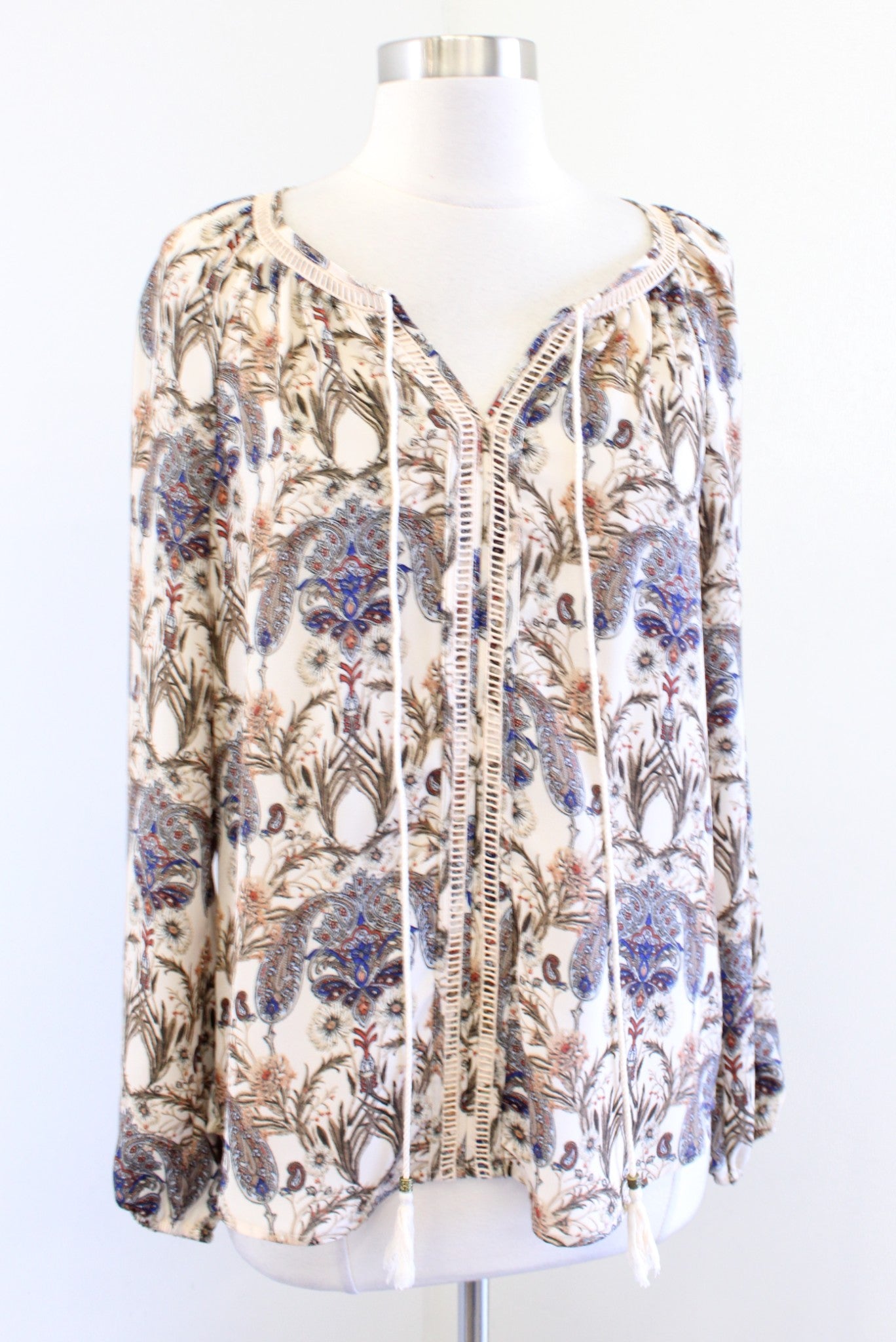 Meadow Rue Anthropologie Myrtle Cream Paisley Print Floral Tassel Top Blouse S Long sleeve